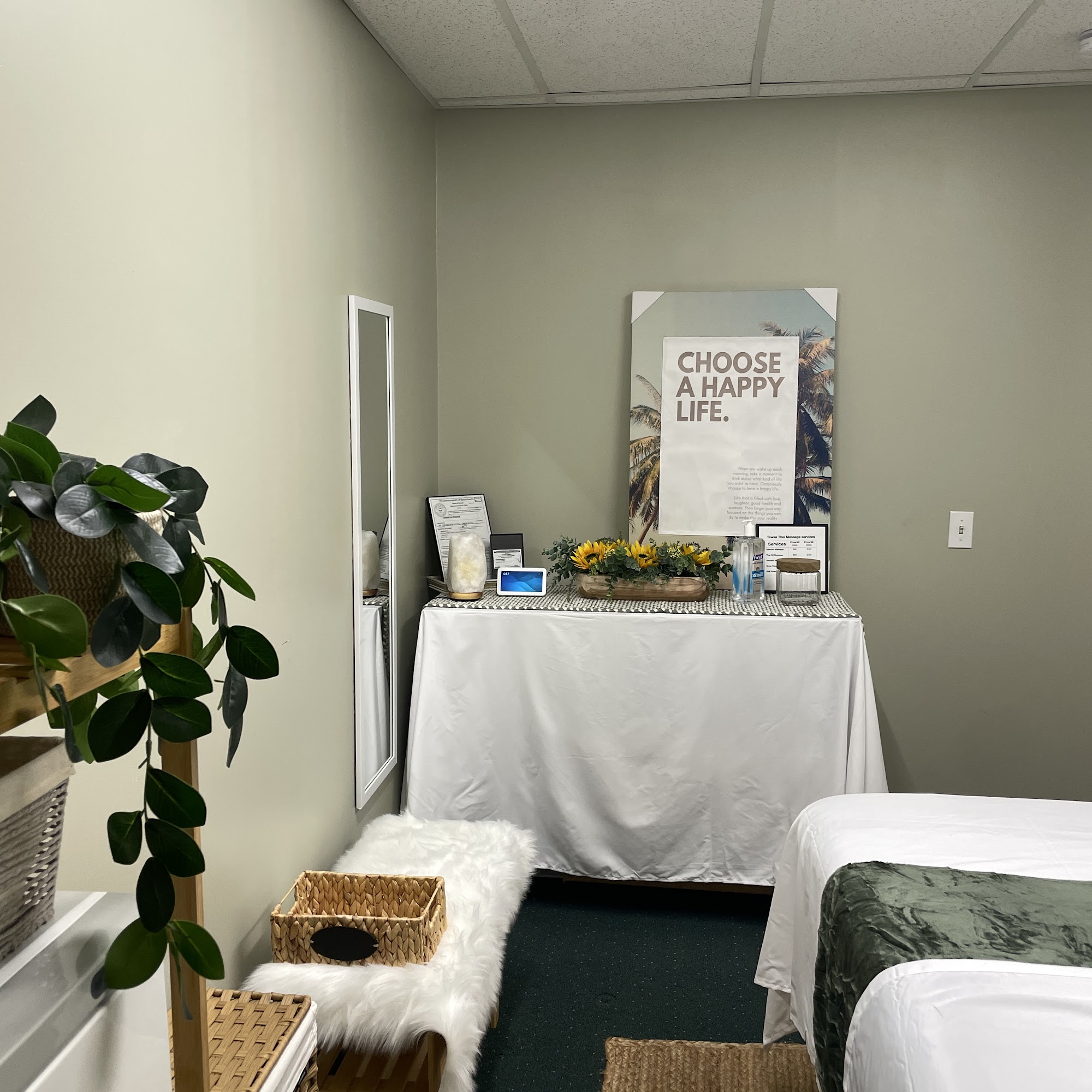 Tawan Thai Massage 1000 Main St Unit 203, Hanson Massachusetts 02341