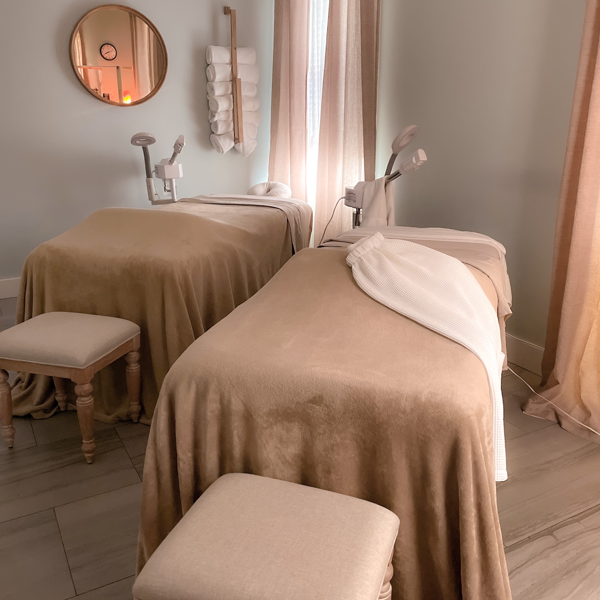 Salt Microspa 45 Hull Shore Dr, Hull Massachusetts 02045