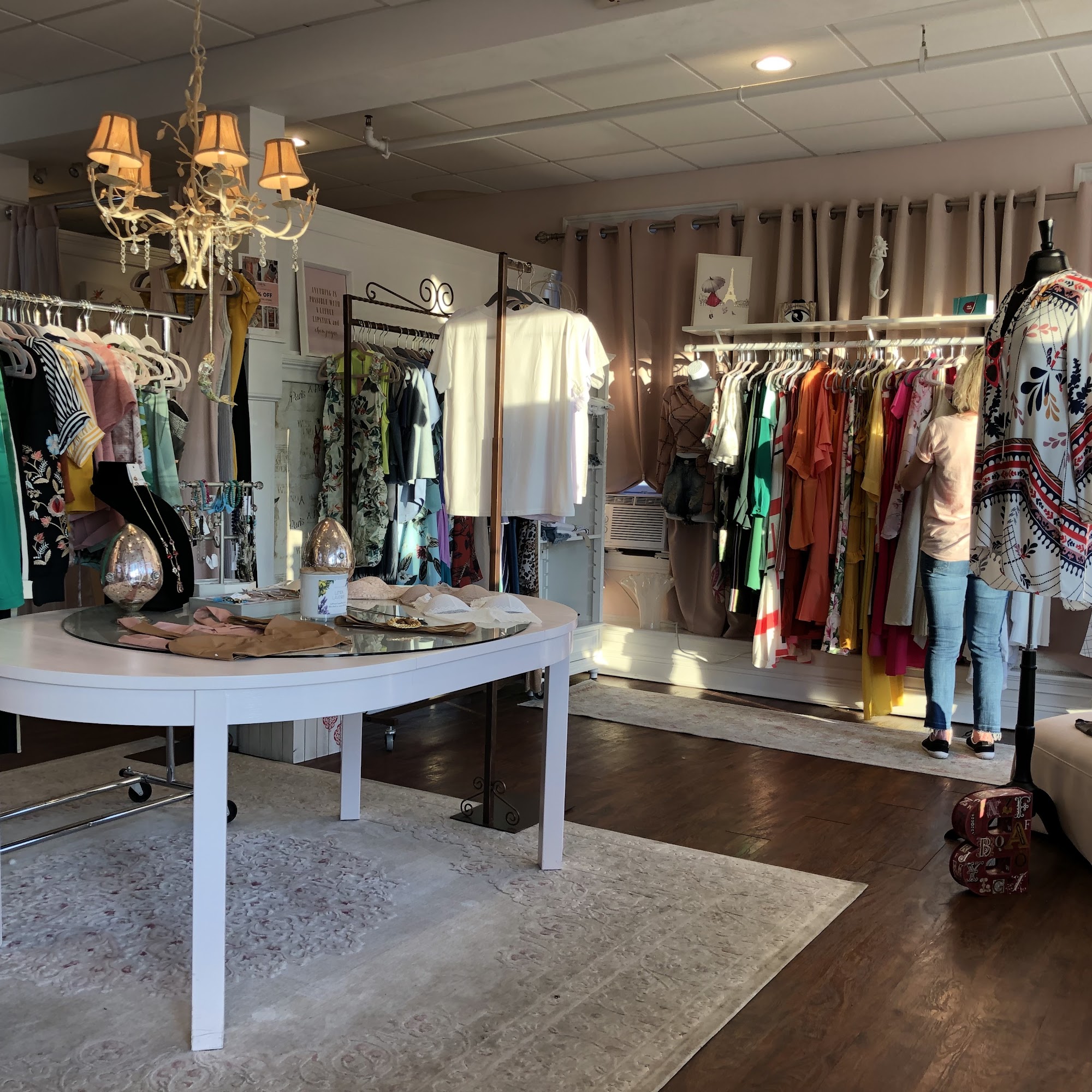 Bella Cris Boutique Hyannis