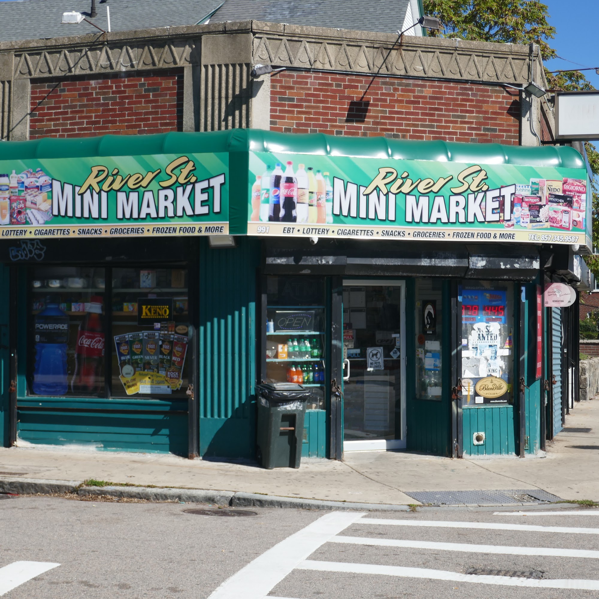 River St. Mini Market Hyde Park