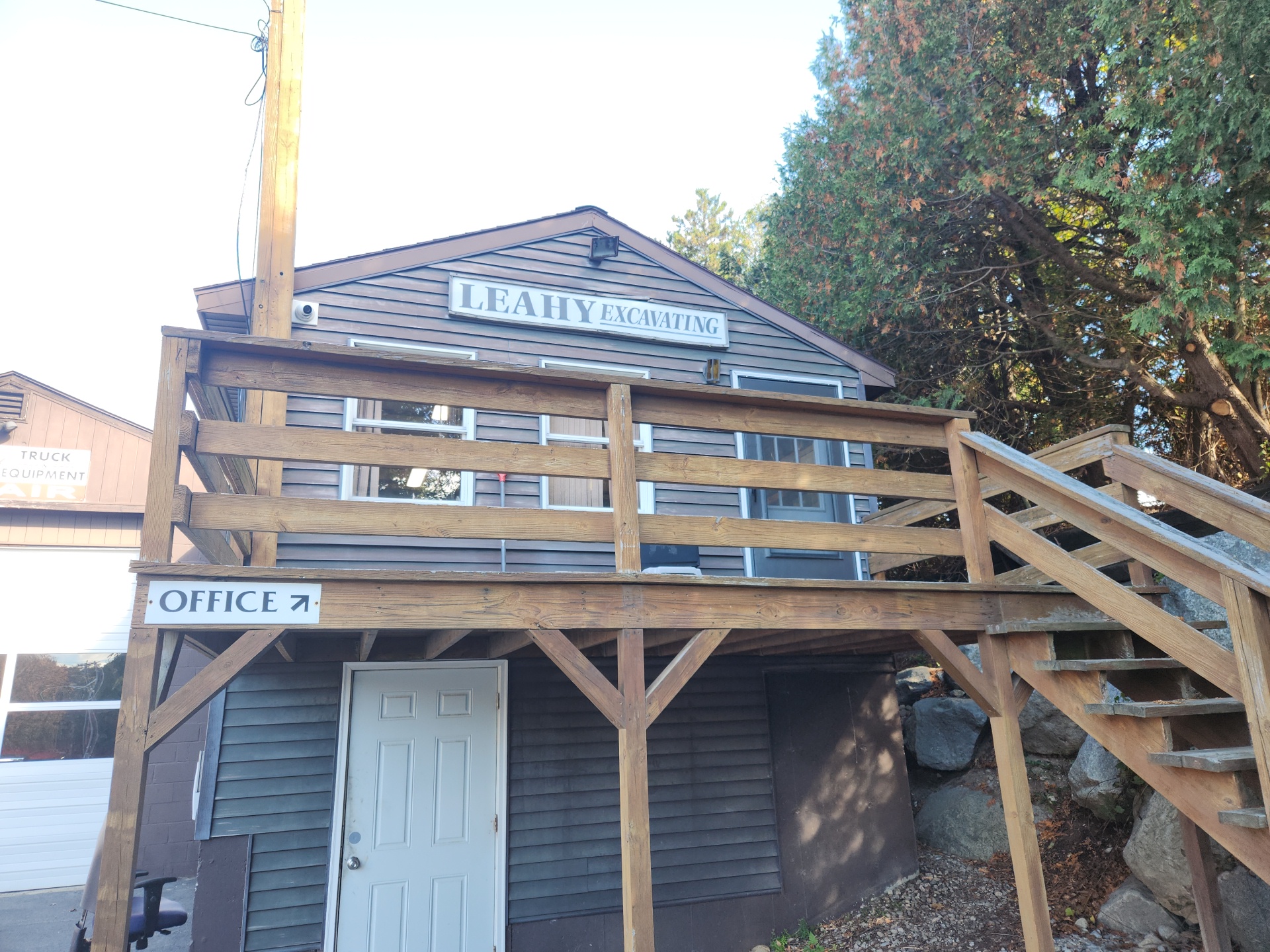 Leahy Excavating Co., Inc.