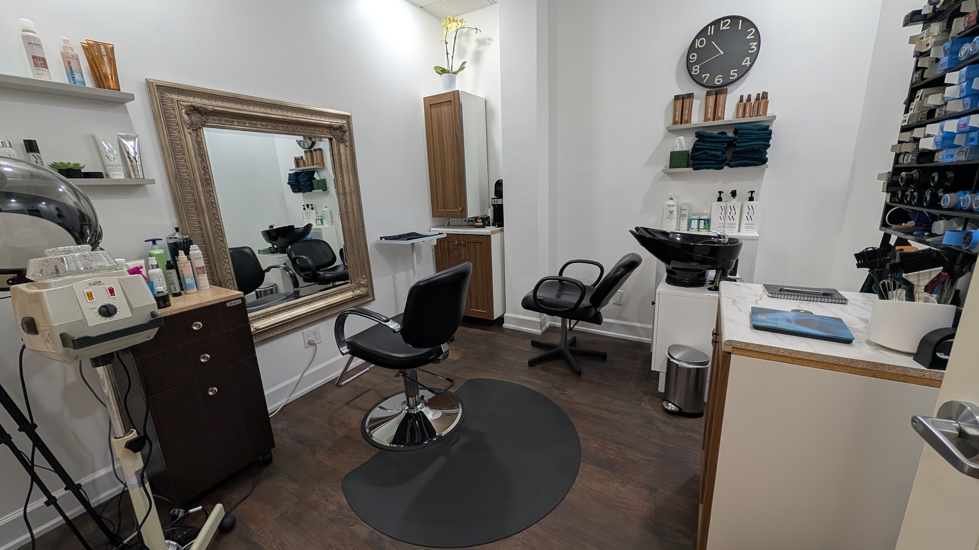 Shades and Shapes Hair Studio Salons by JC, 675 Lowell St Suite 24, Lexington Massachusetts 02420