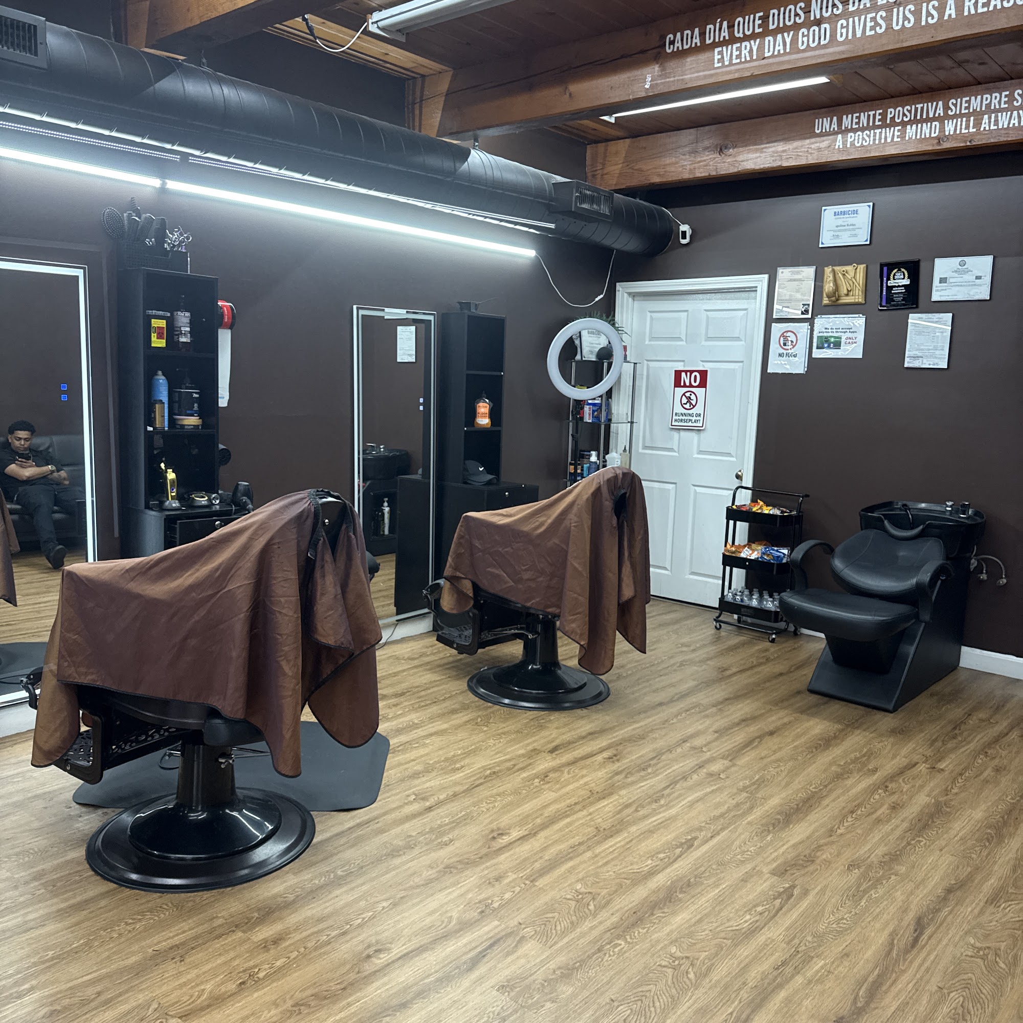 ALTA GAMA BARBERSHOP 480 Bridge St, Lowell Massachusetts 01850