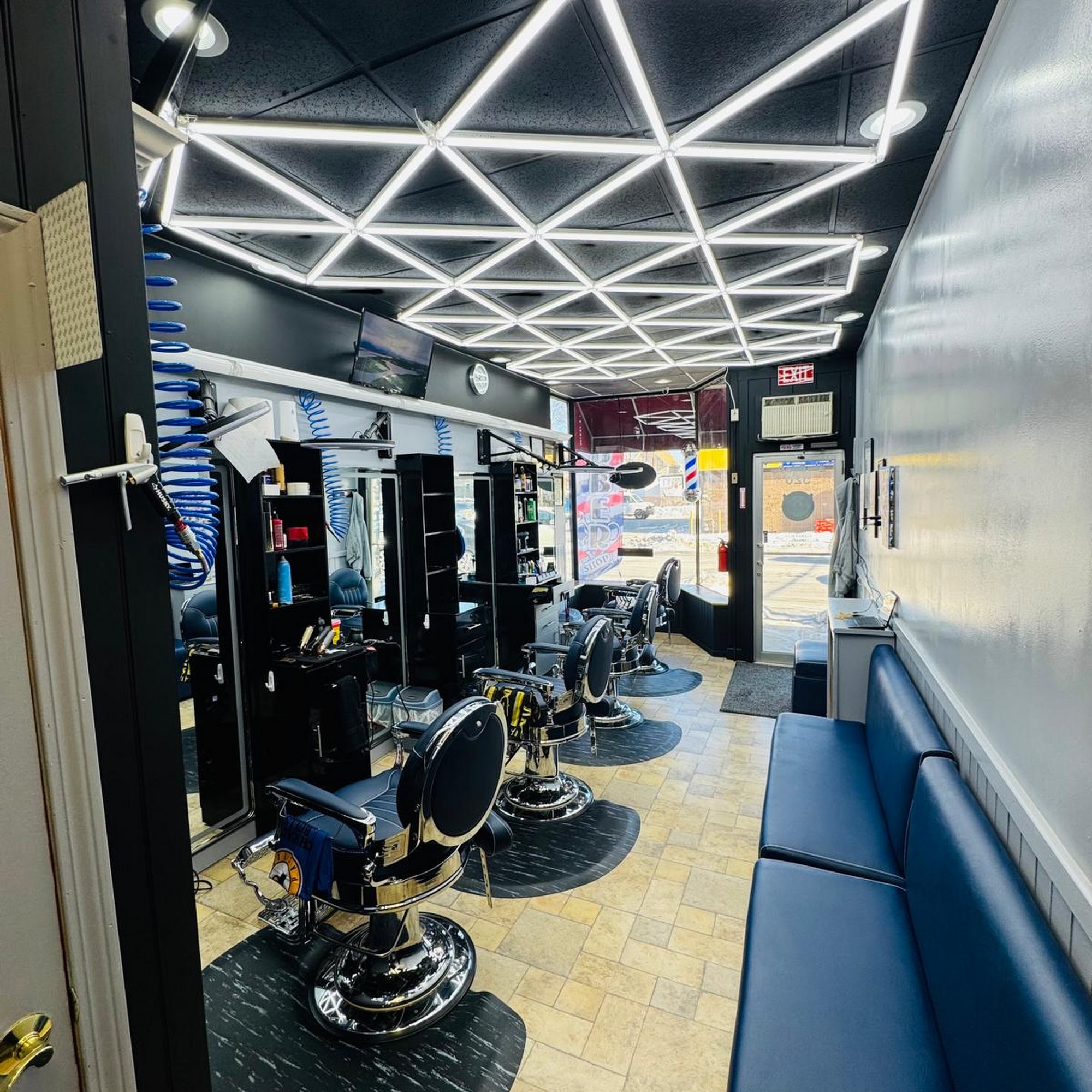 Liriano Barber Shop 520 Chestnut St, Lynn Massachusetts 01904