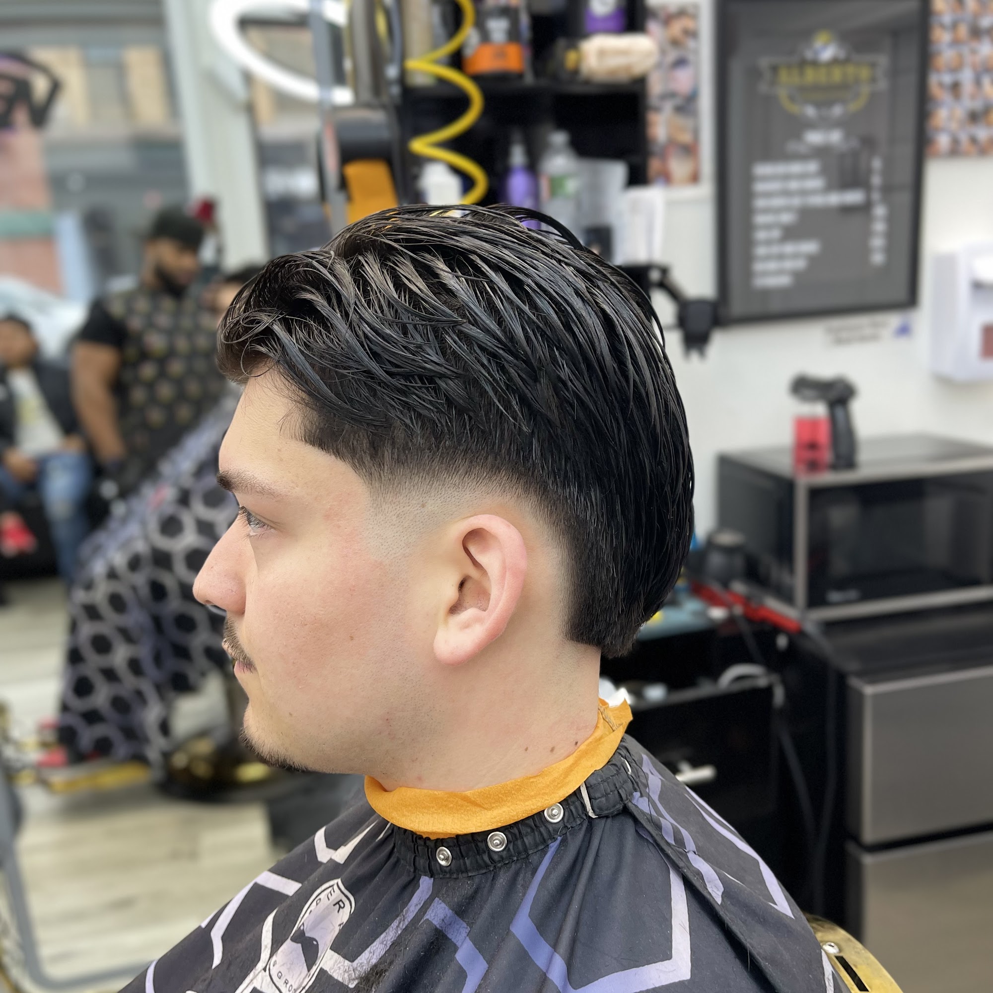 Alberto Barber Studio 125 Union St, Lynn Massachusetts 01902