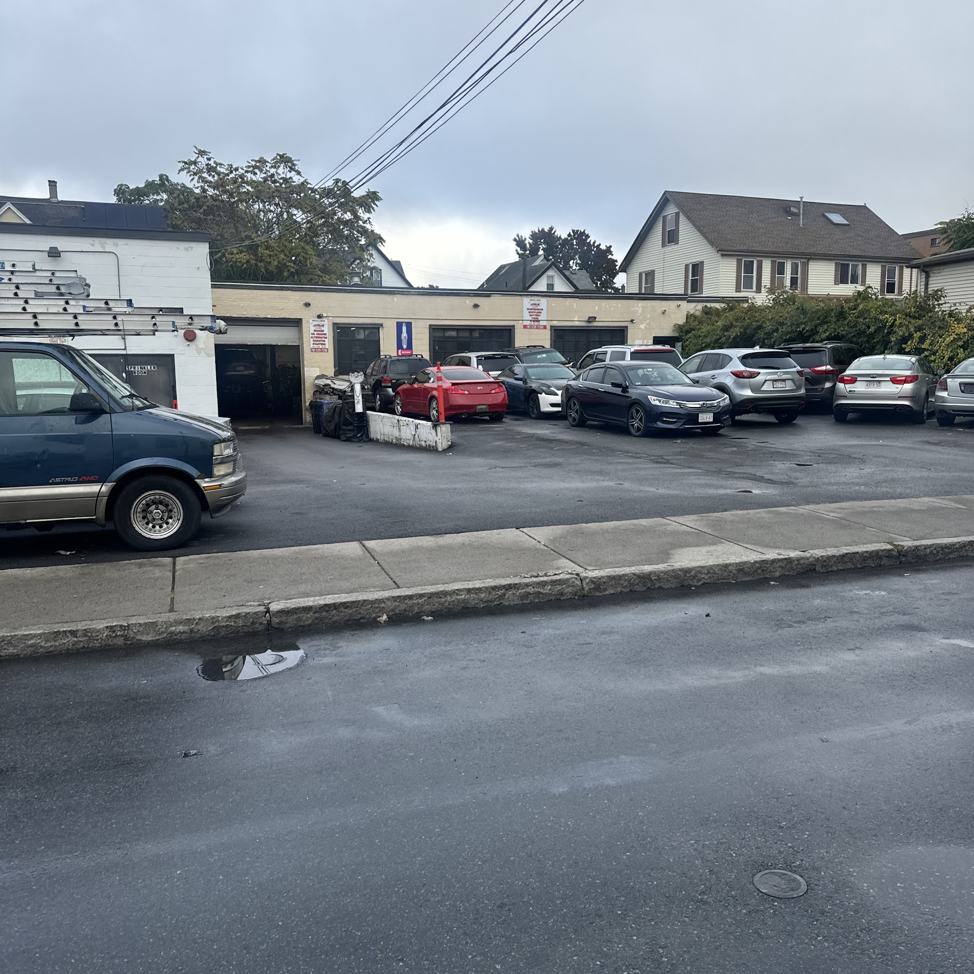 Josue auto repair 165 Eastern Ave, Malden
