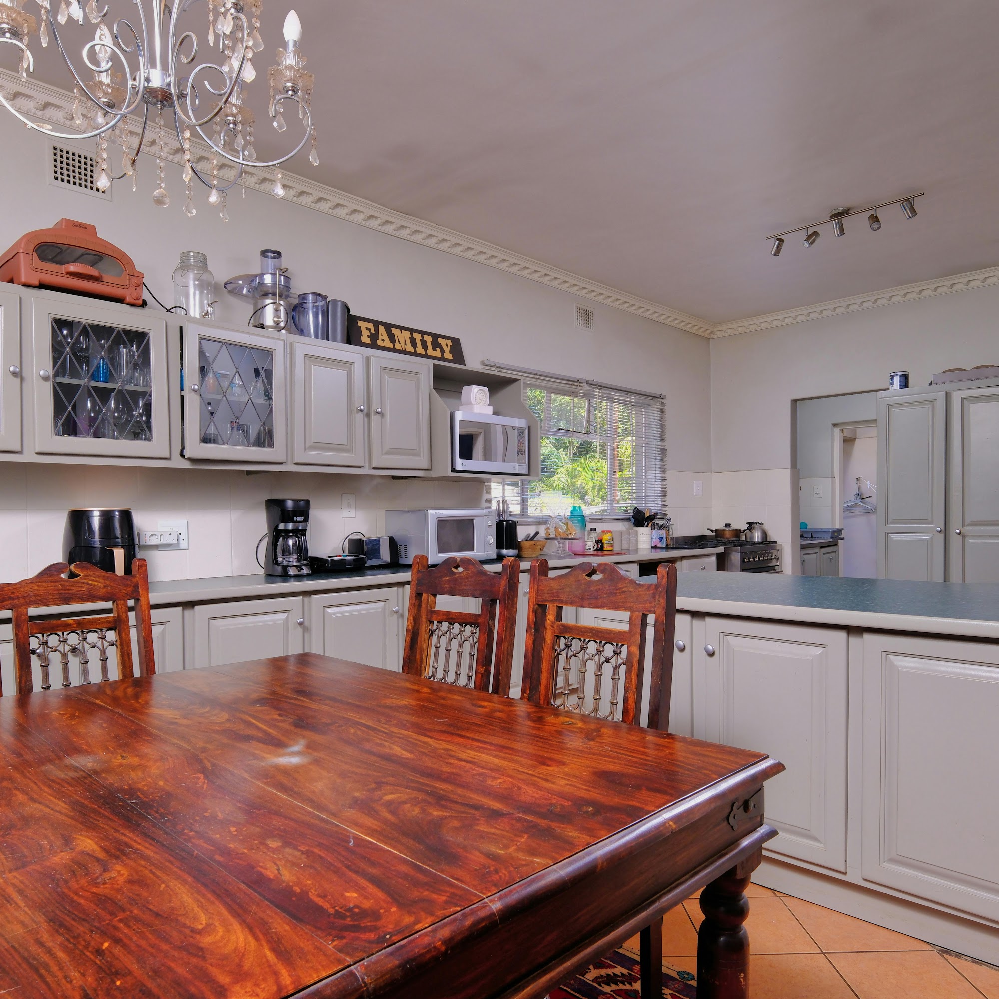 Sparkle Cleaning Group