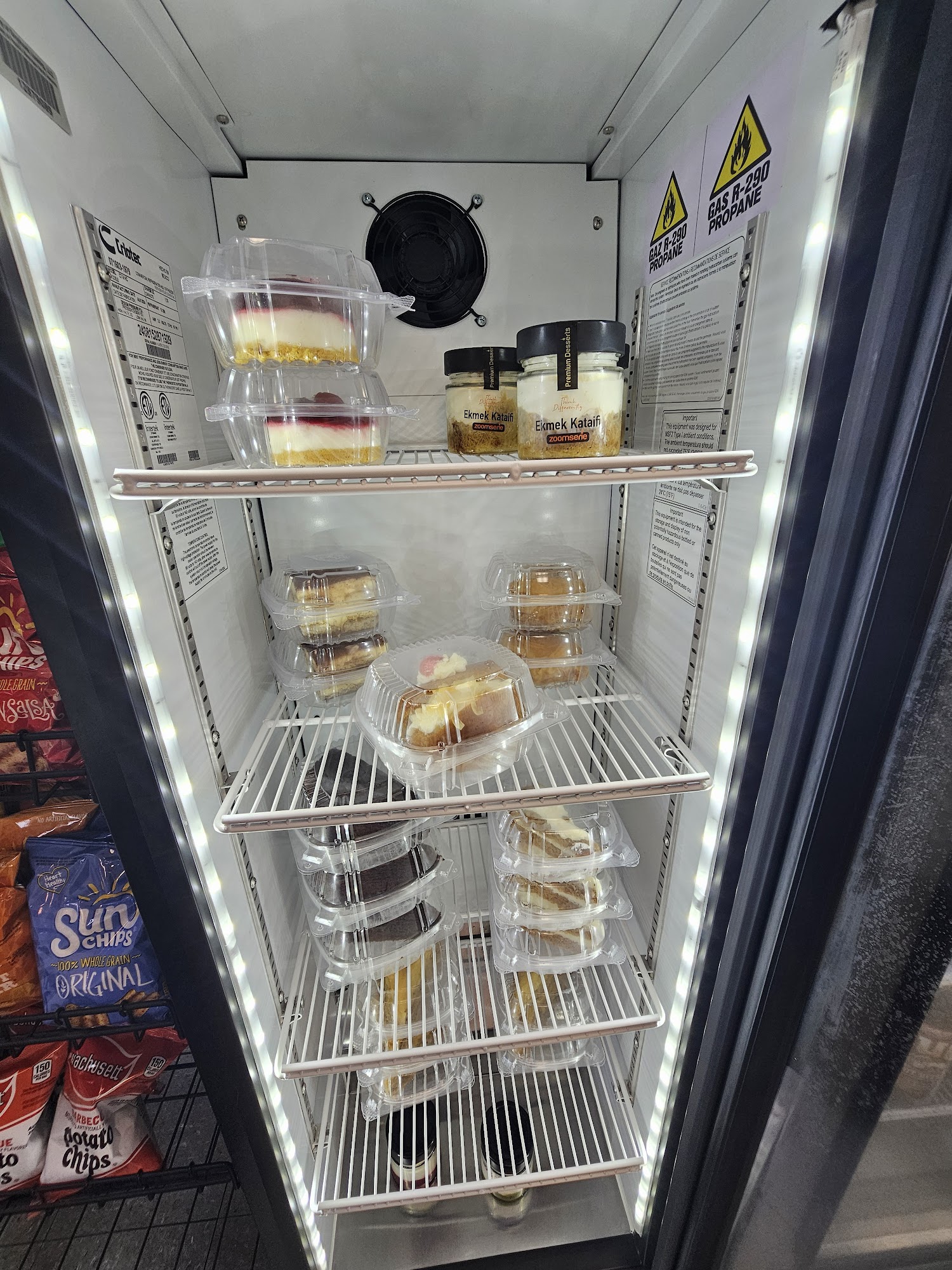 FAMOUS PIZZA ( Medway) Menu