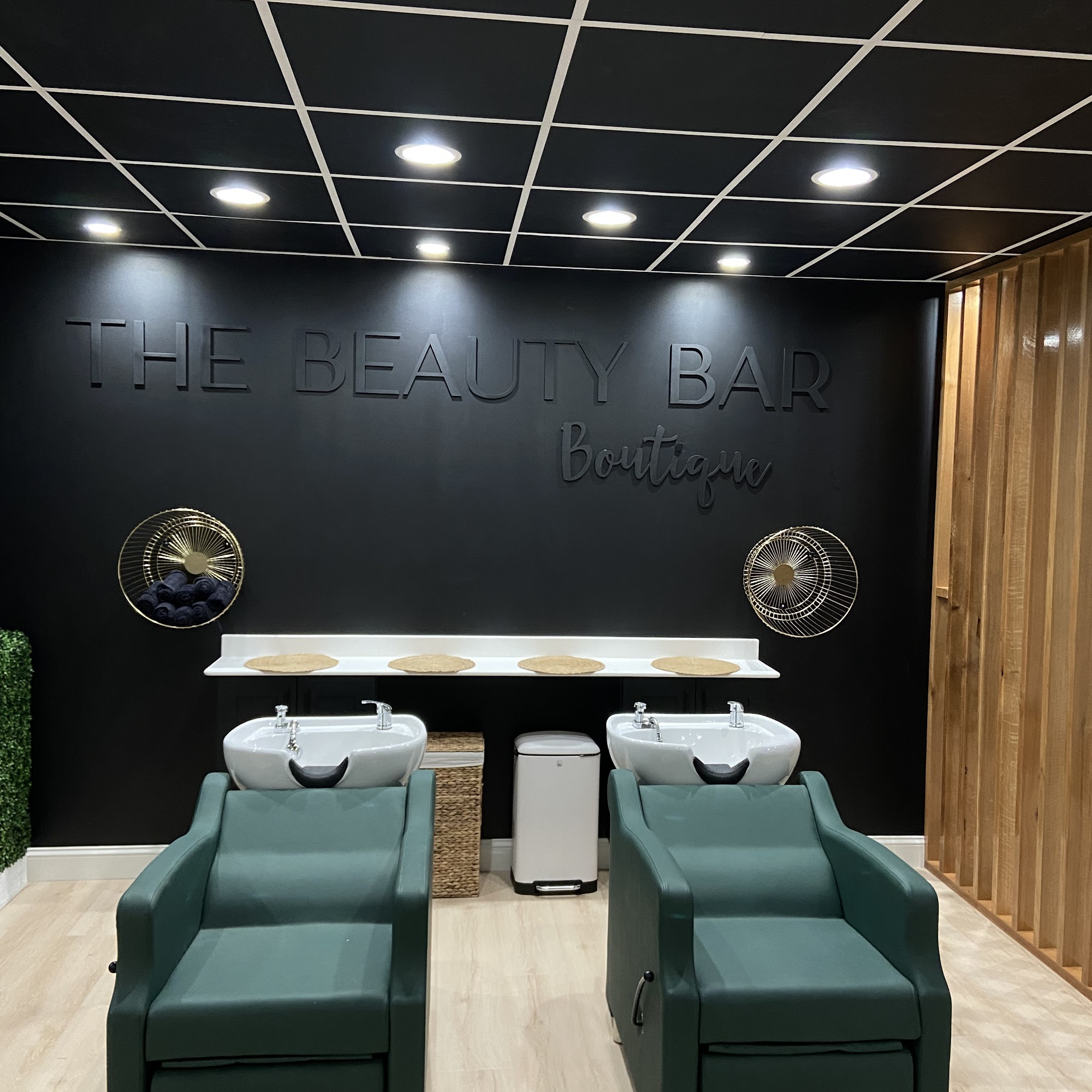 The Beauty Bar Boutique 260 Belleville Rd, New Bedford Massachusetts 02745