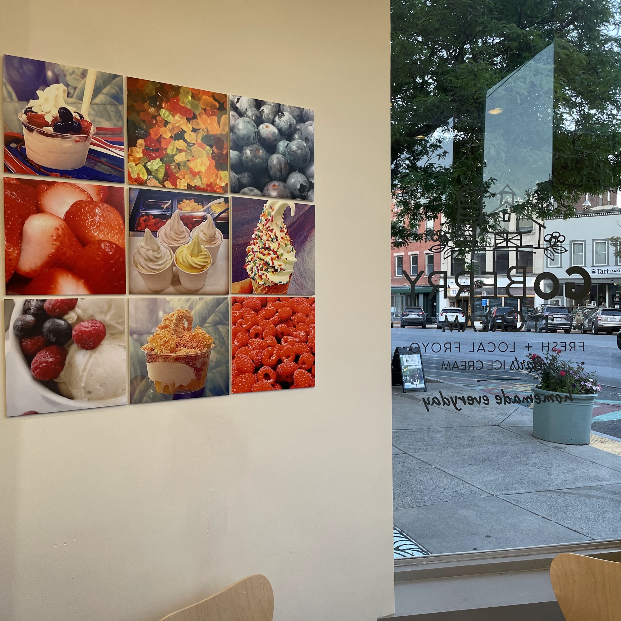 GoBerry 'n Cream 207 Main St, Northampton