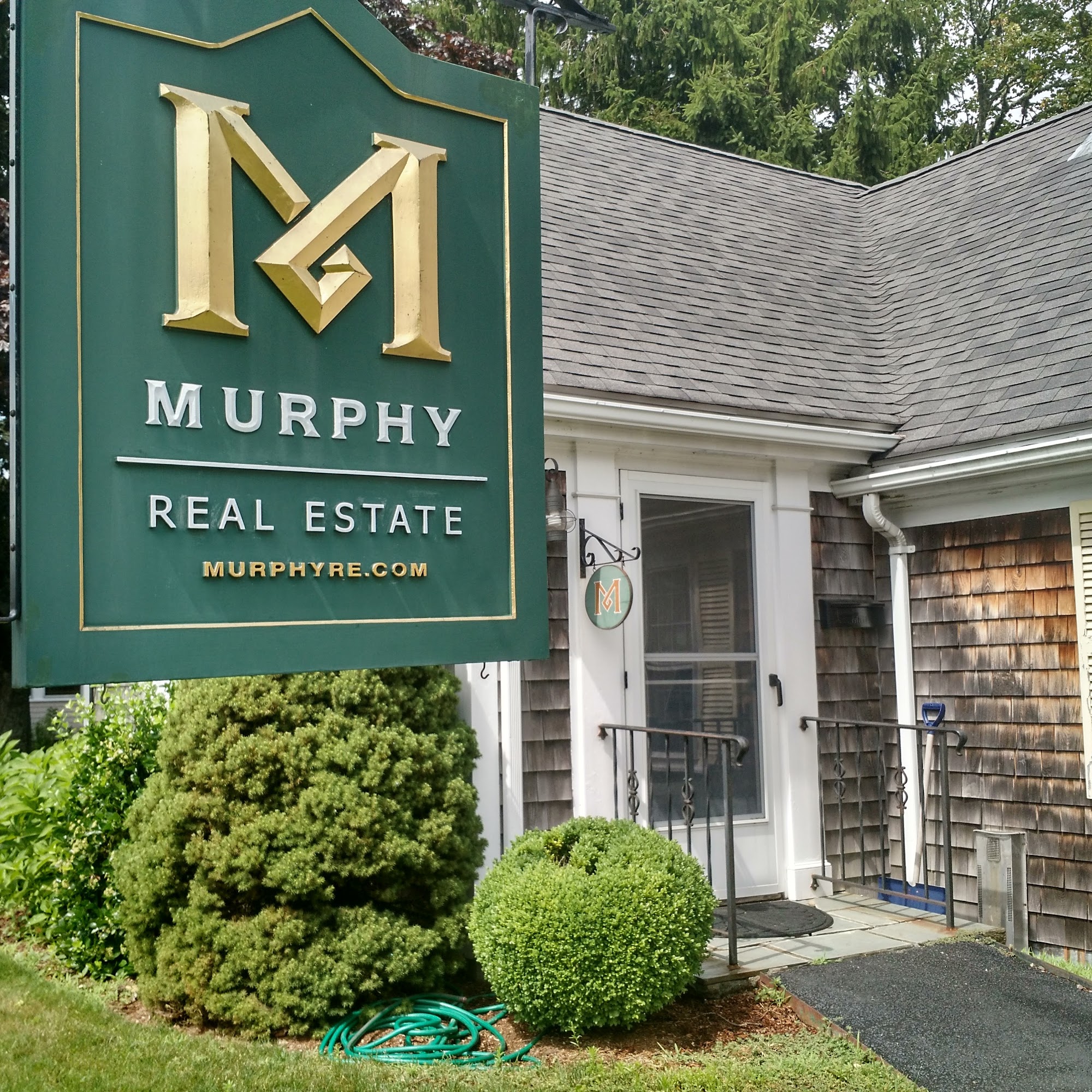 Murphy Realtors INC