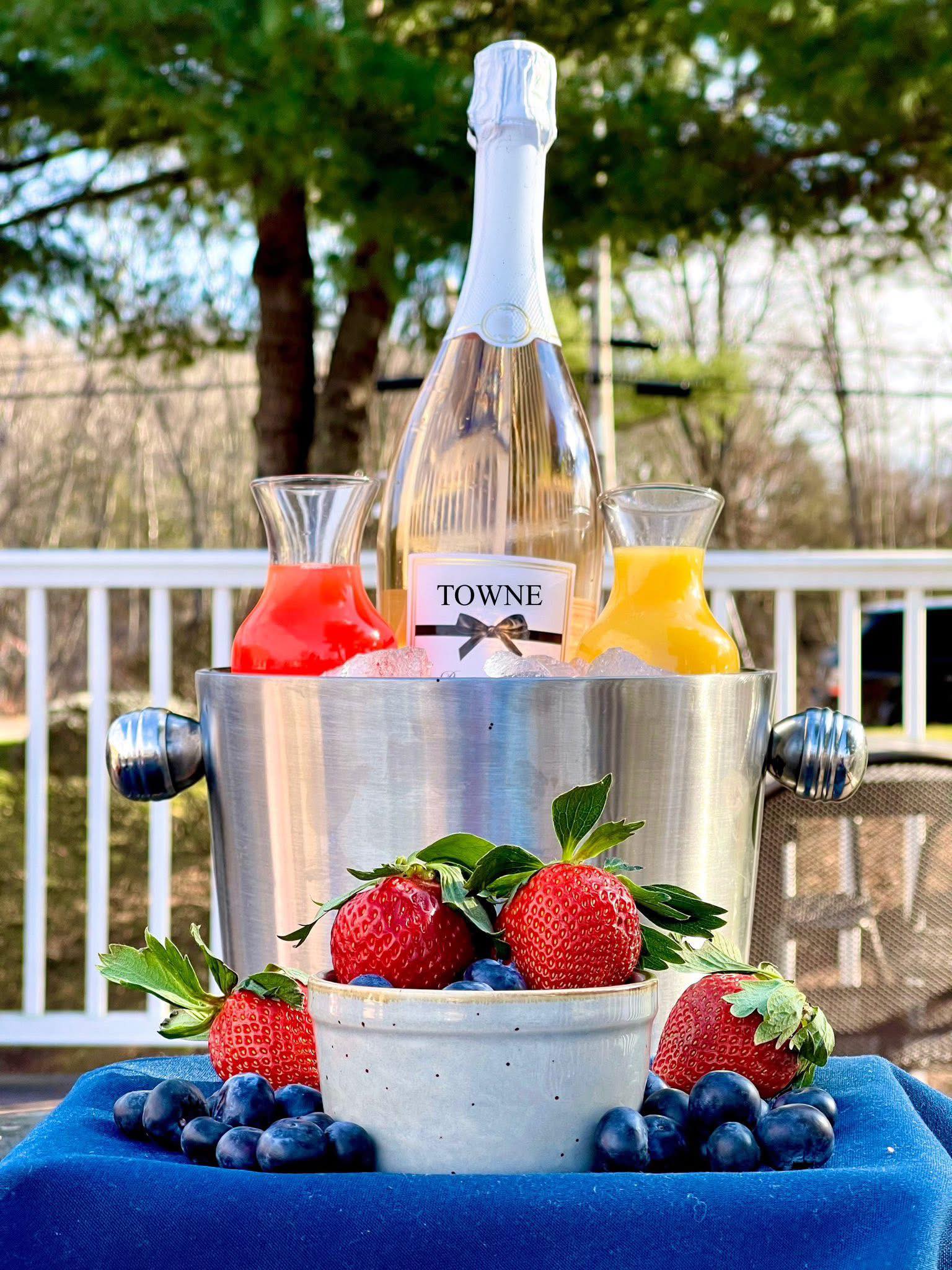 Towne Tavern & Treehouse - Pembroke Pembroke