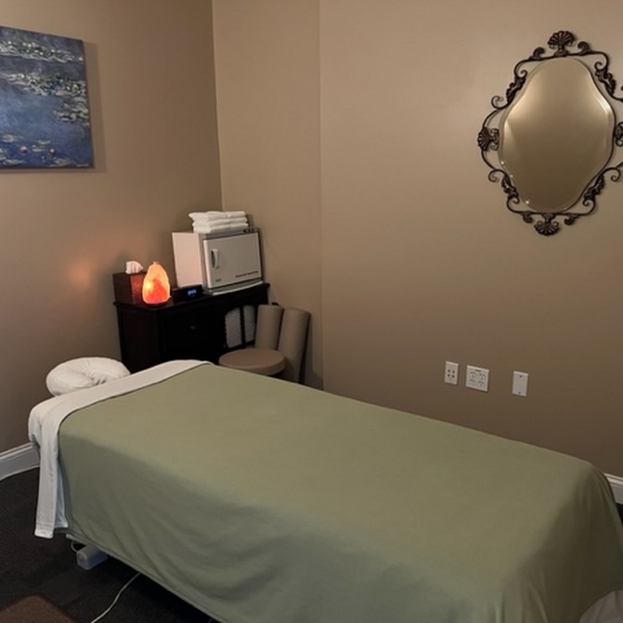 Navitus Massage & Wellness Studio 144 Newburyport Turnpike A8, Rowley Massachusetts 01969