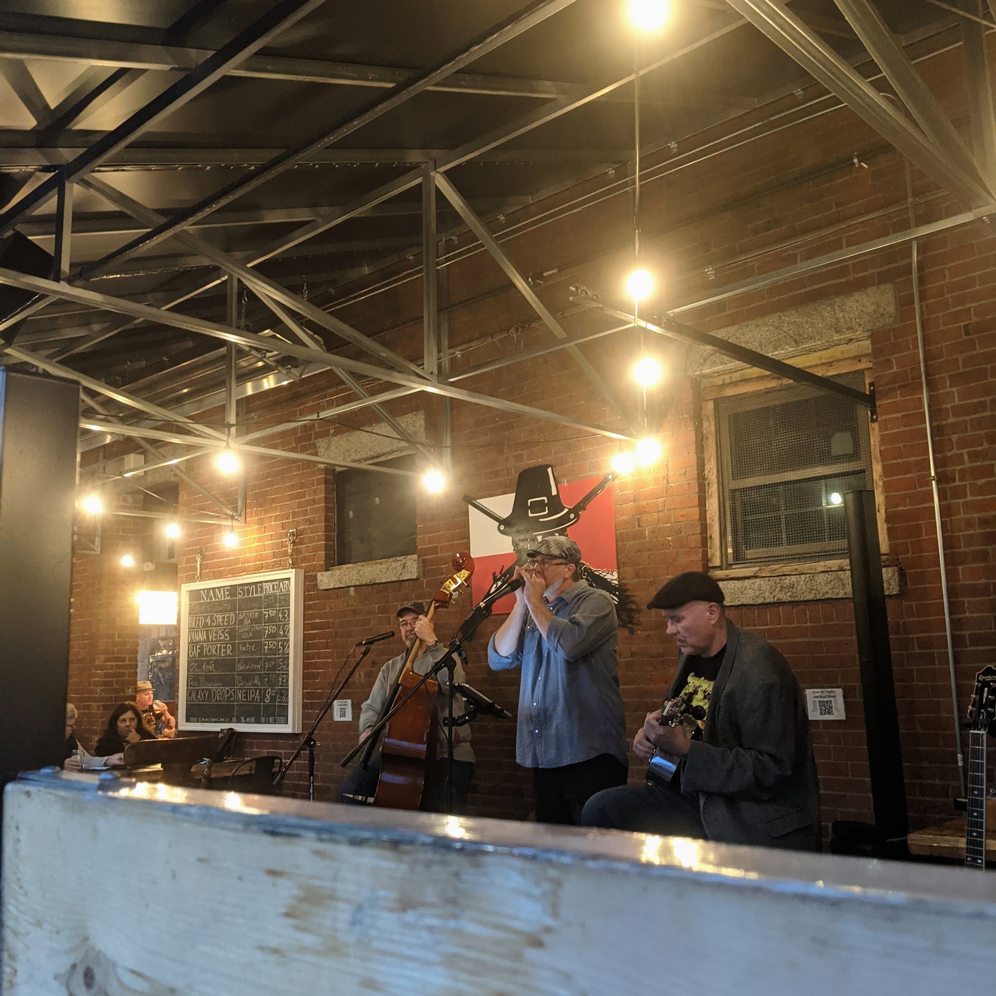 East Regiment Beer Company Salem