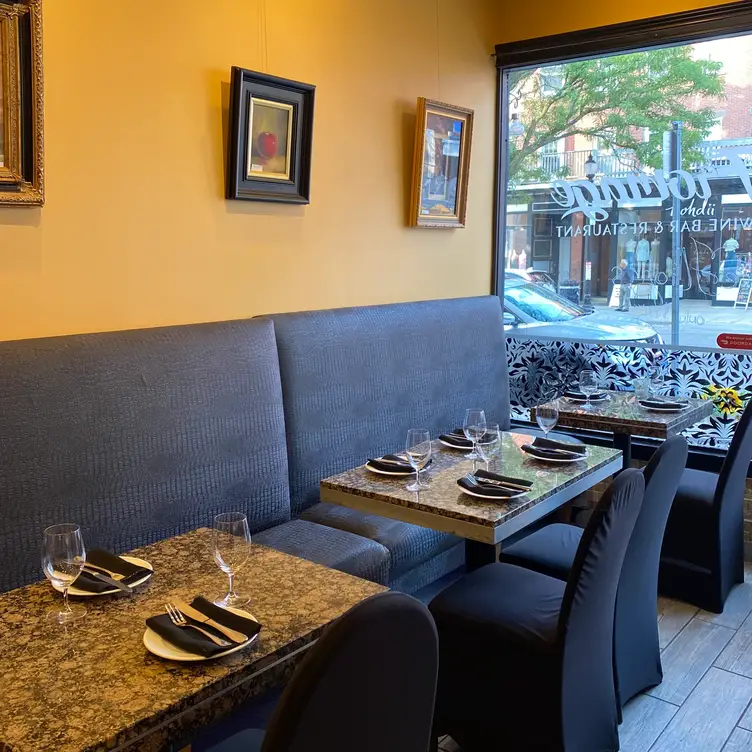 Photo credit: opentable