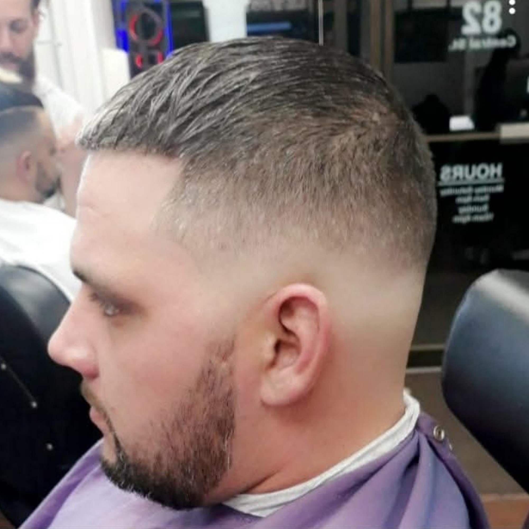 Louie styles barber louie scissorhandz