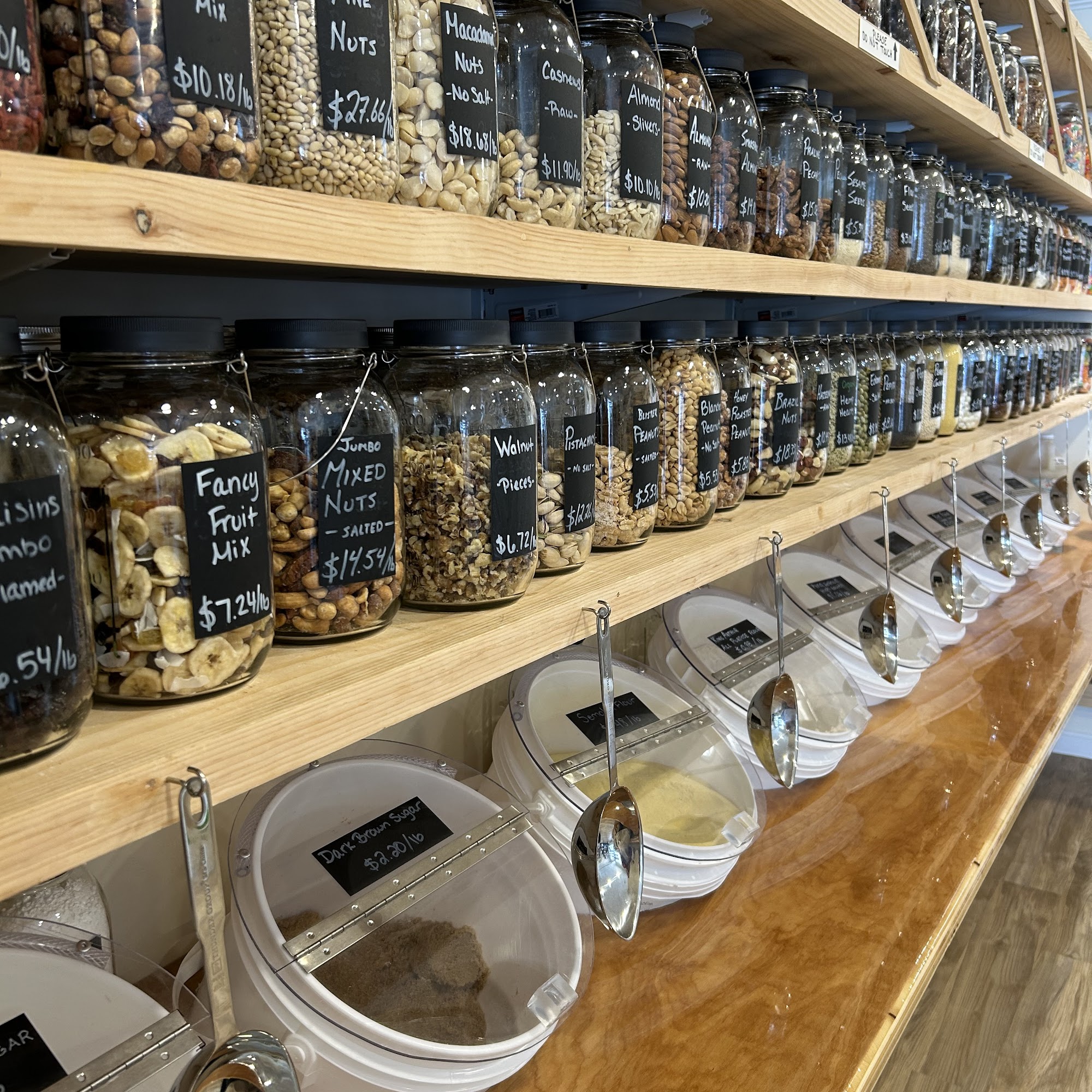 The Glass Jar- a refillable market