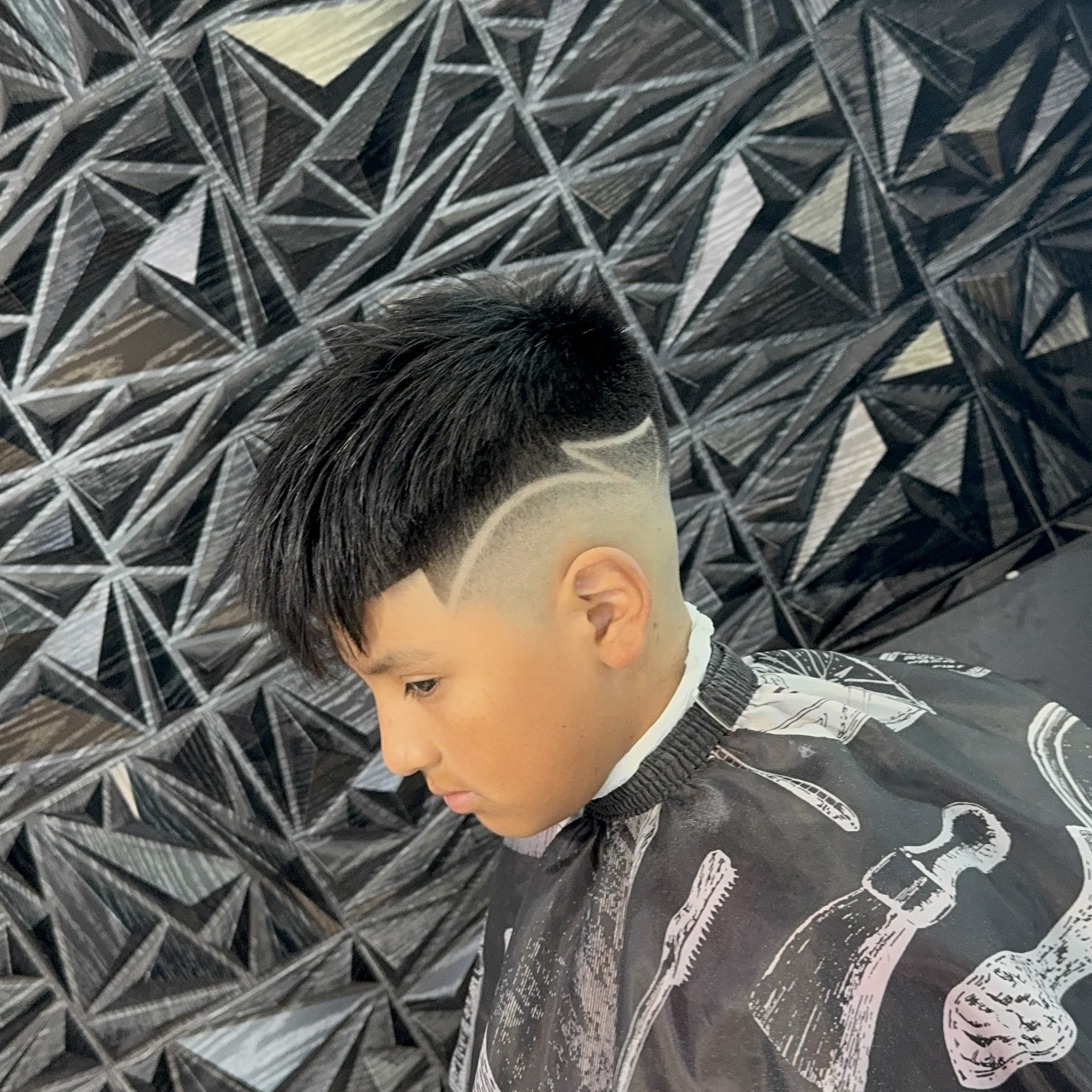 Light Of God Barbershop 937 Worthington St, Springfield Massachusetts 01105