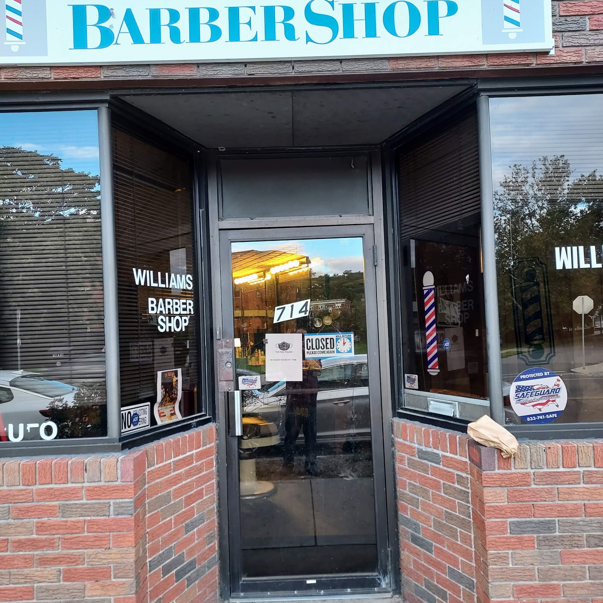 William's Barbershop