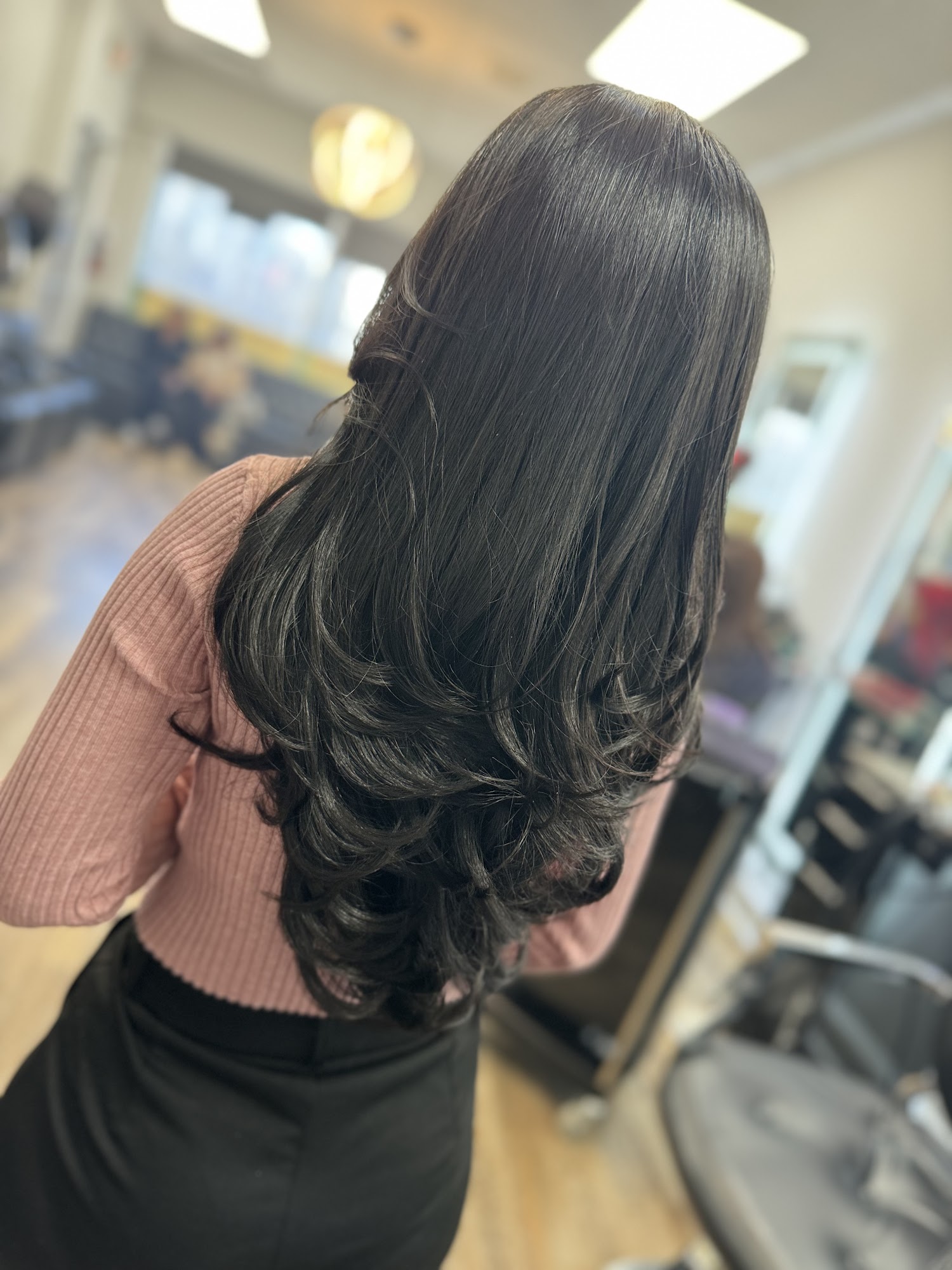 SARAHY BEAUTY & NAILS CENTER