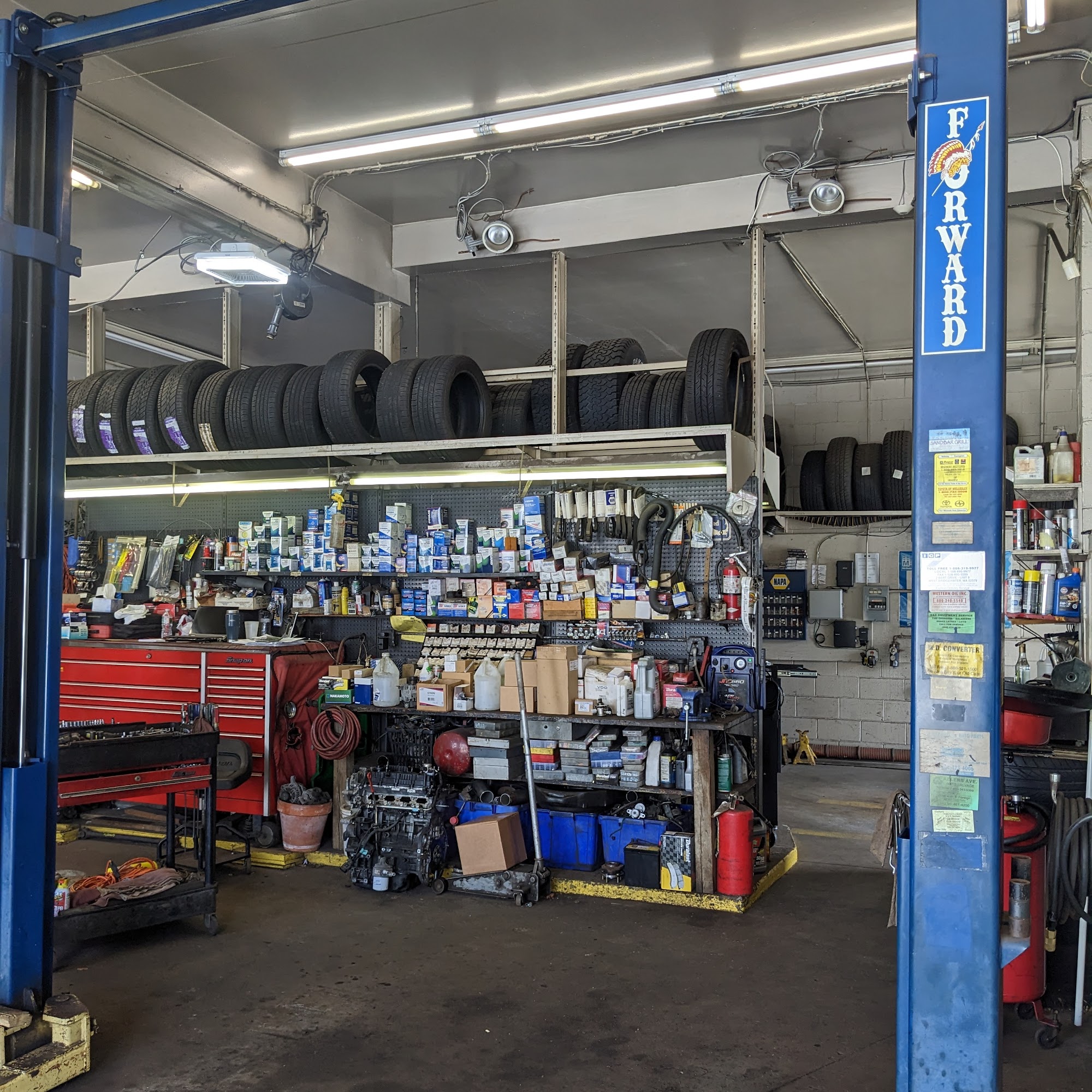 M&M Service Center