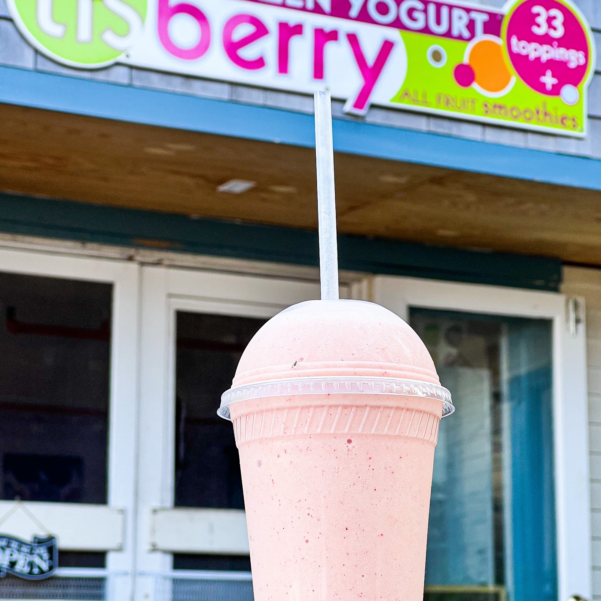 Tisberry Cafe: Yogurt, Smoothies, Bowls and Toasts Vineyard Haven