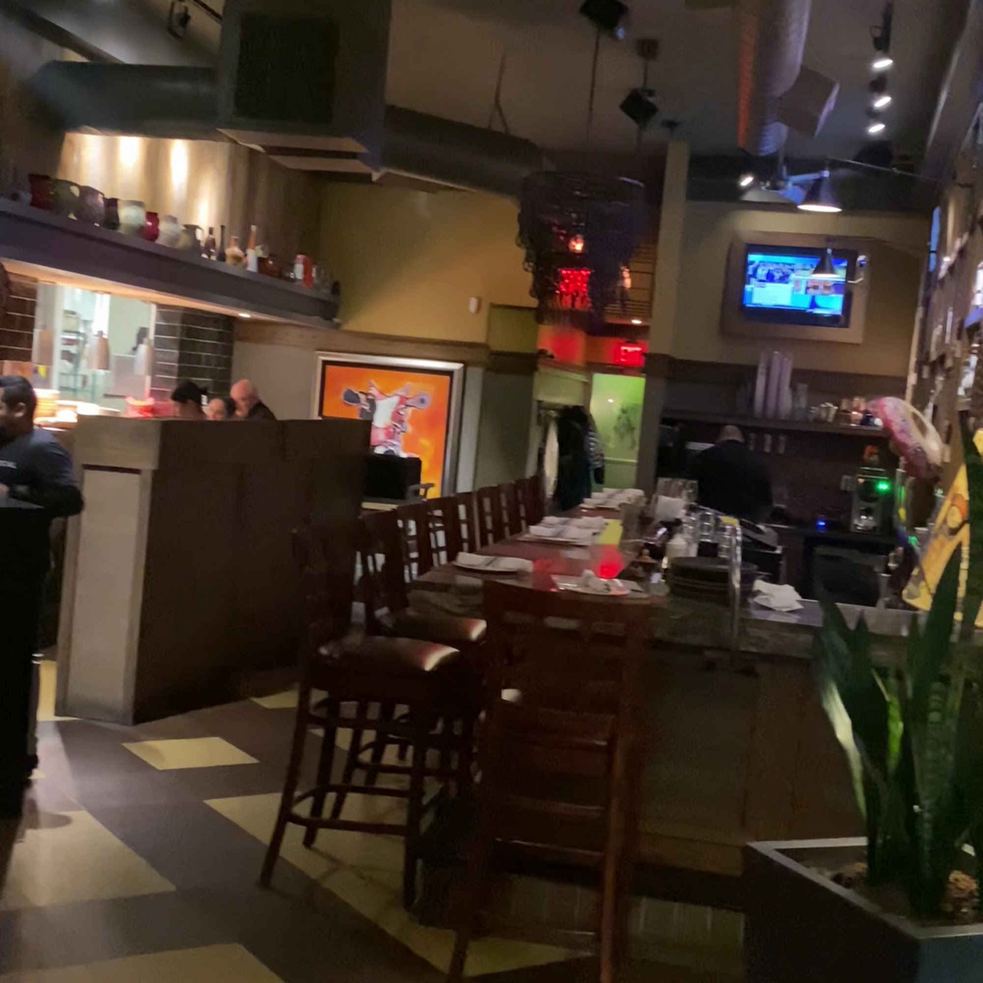 Amuleto Mexican Table Waltham