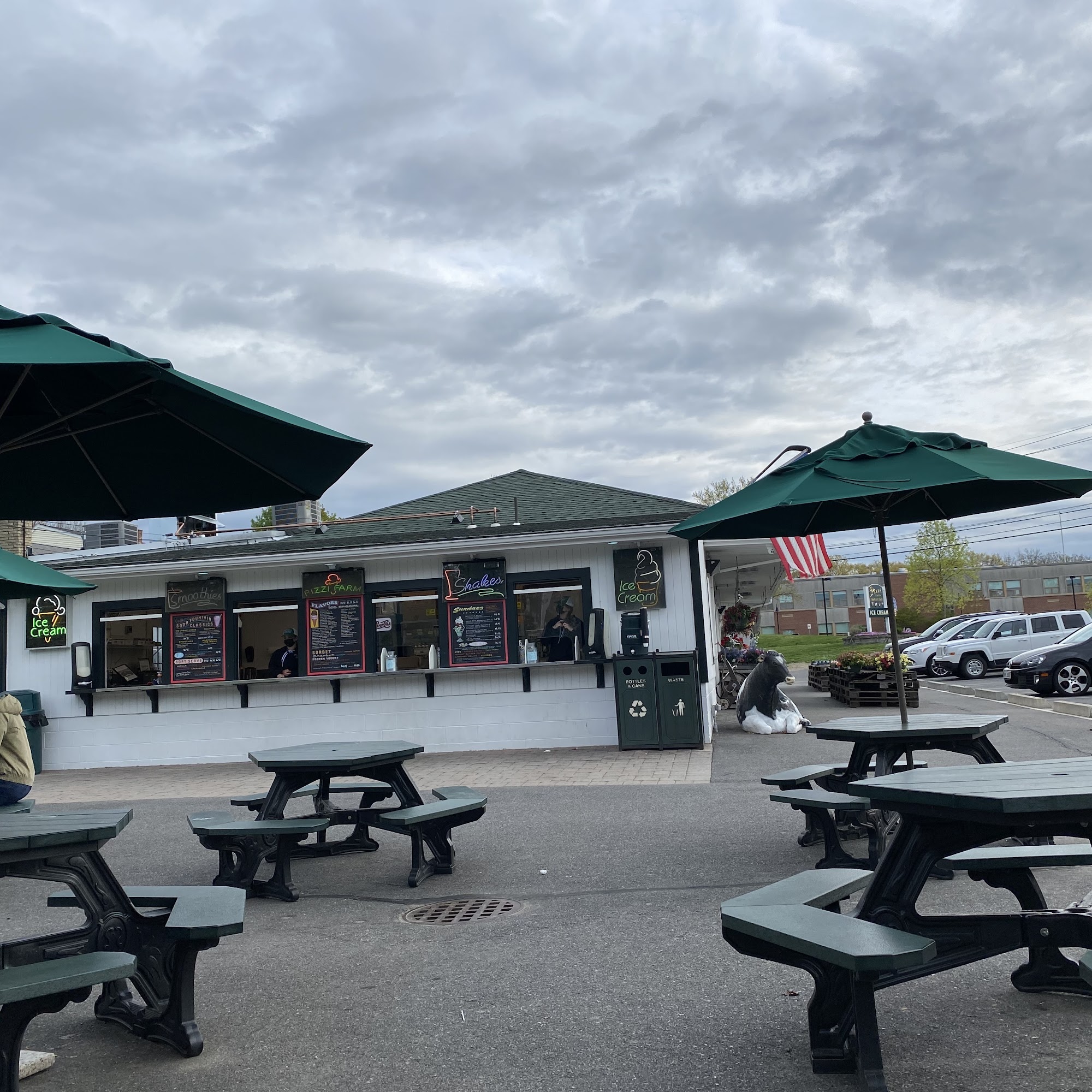 Pizzi Farm Ice Cream Waltham