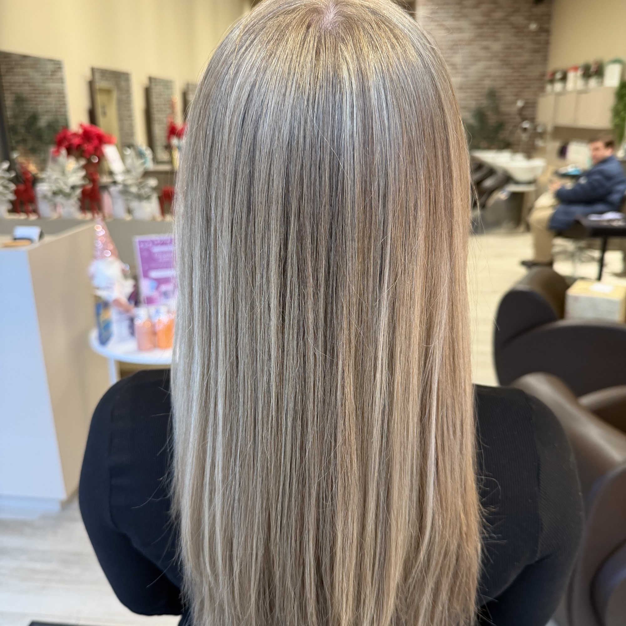 James Joseph Salon 61 Bond St, Watertown Massachusetts 02472