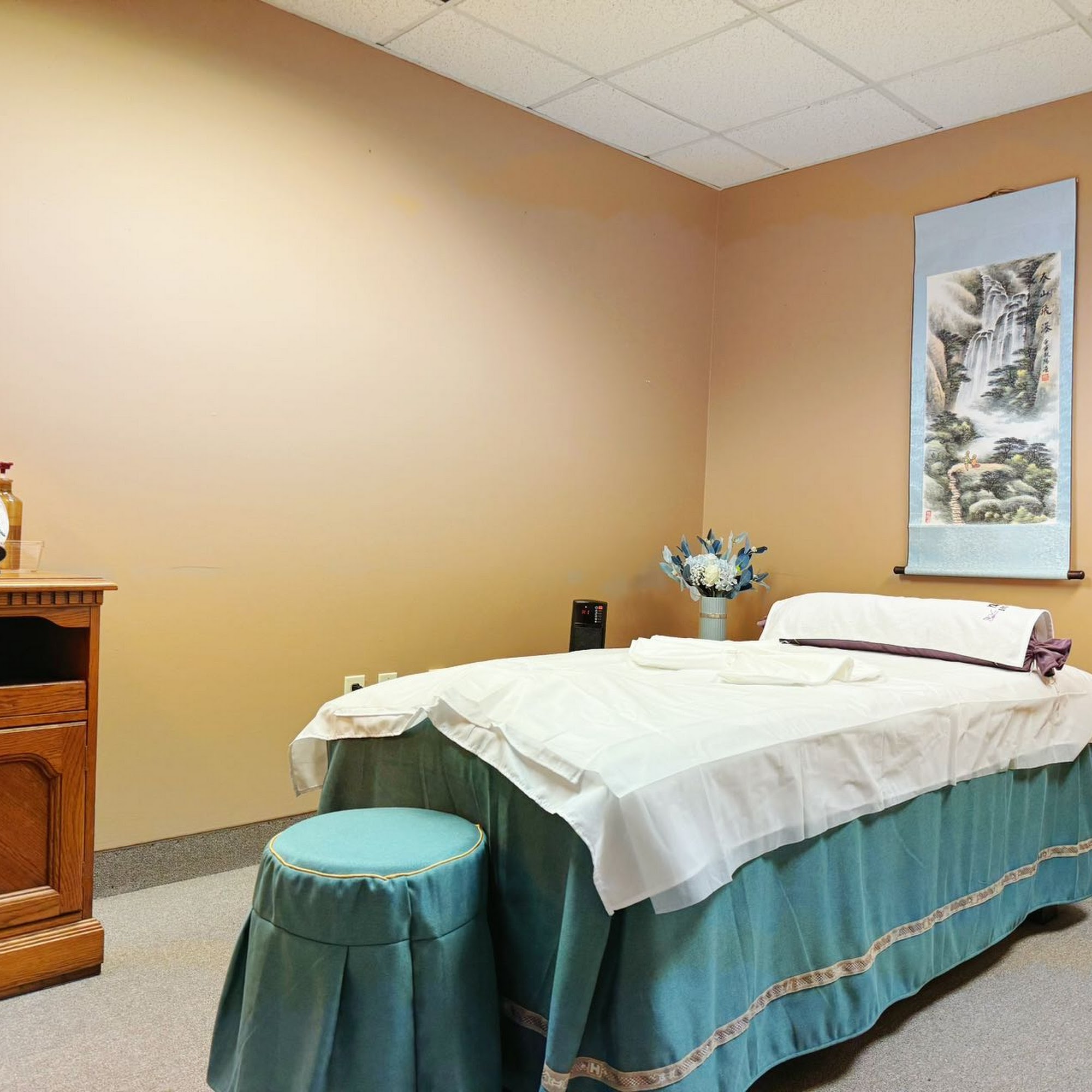 Yar Yar Wellness Center