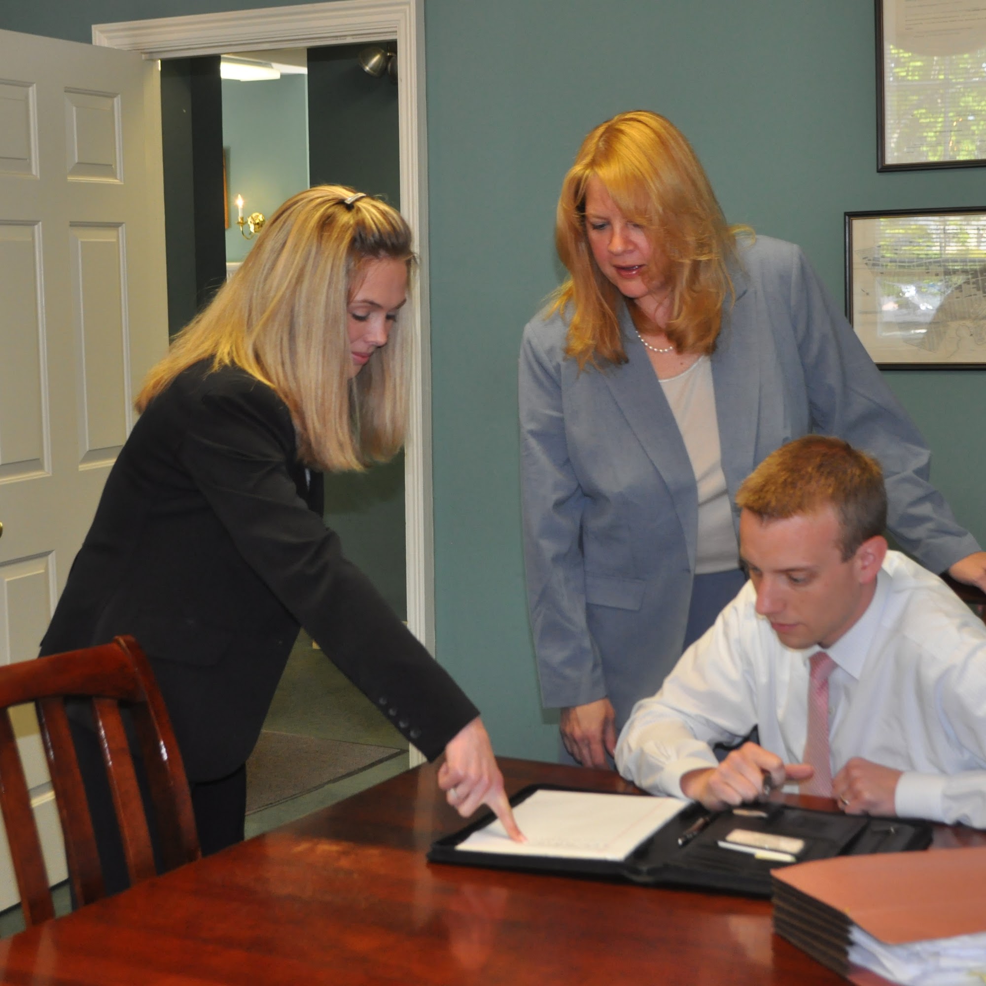 Farrell & Robbins, PC