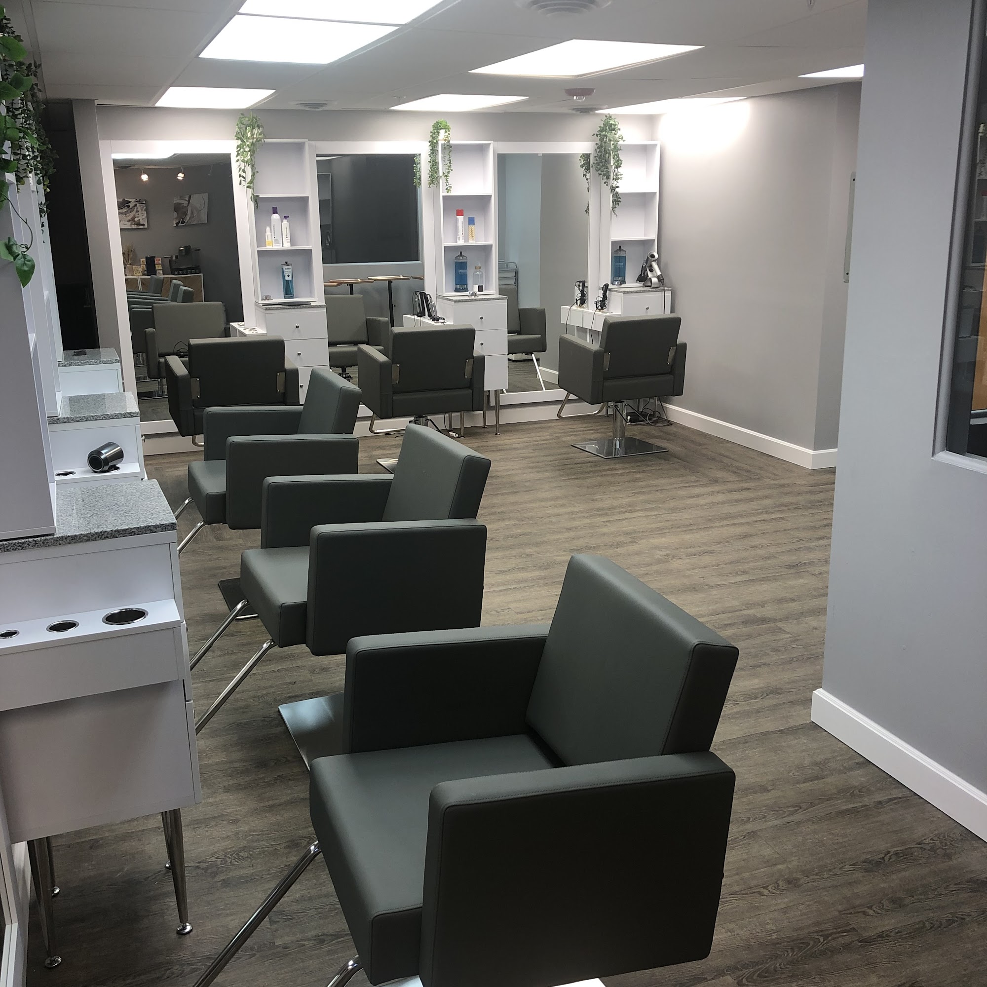 Salon 57 57 Russell St, Woburn Massachusetts 01801
