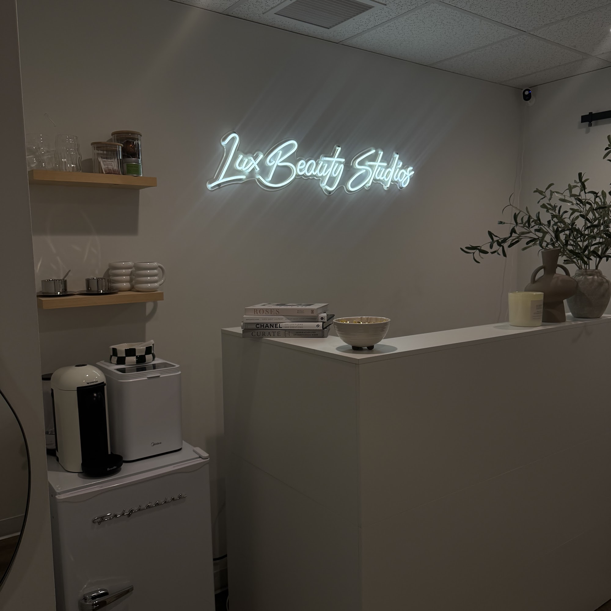 Lux Beauty Studios 255 Park Ave #803, Worcester Massachusetts 01609