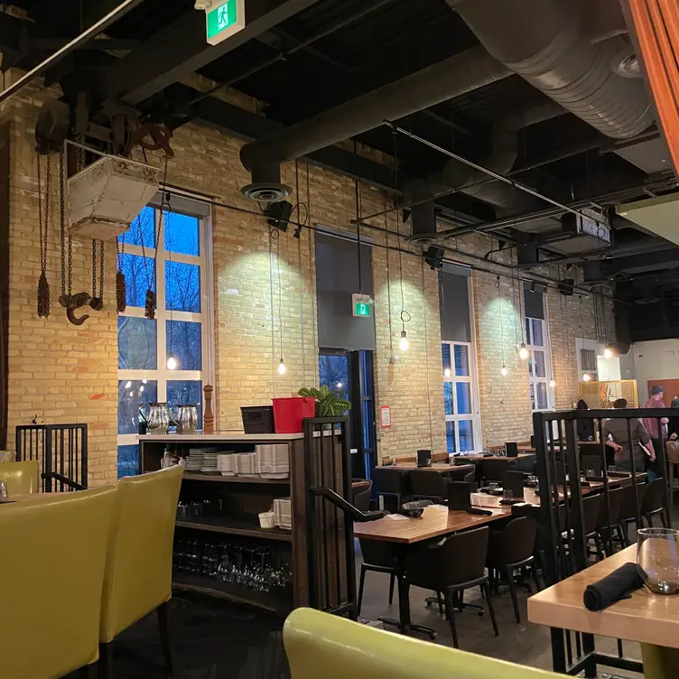 Photo credit: opentable