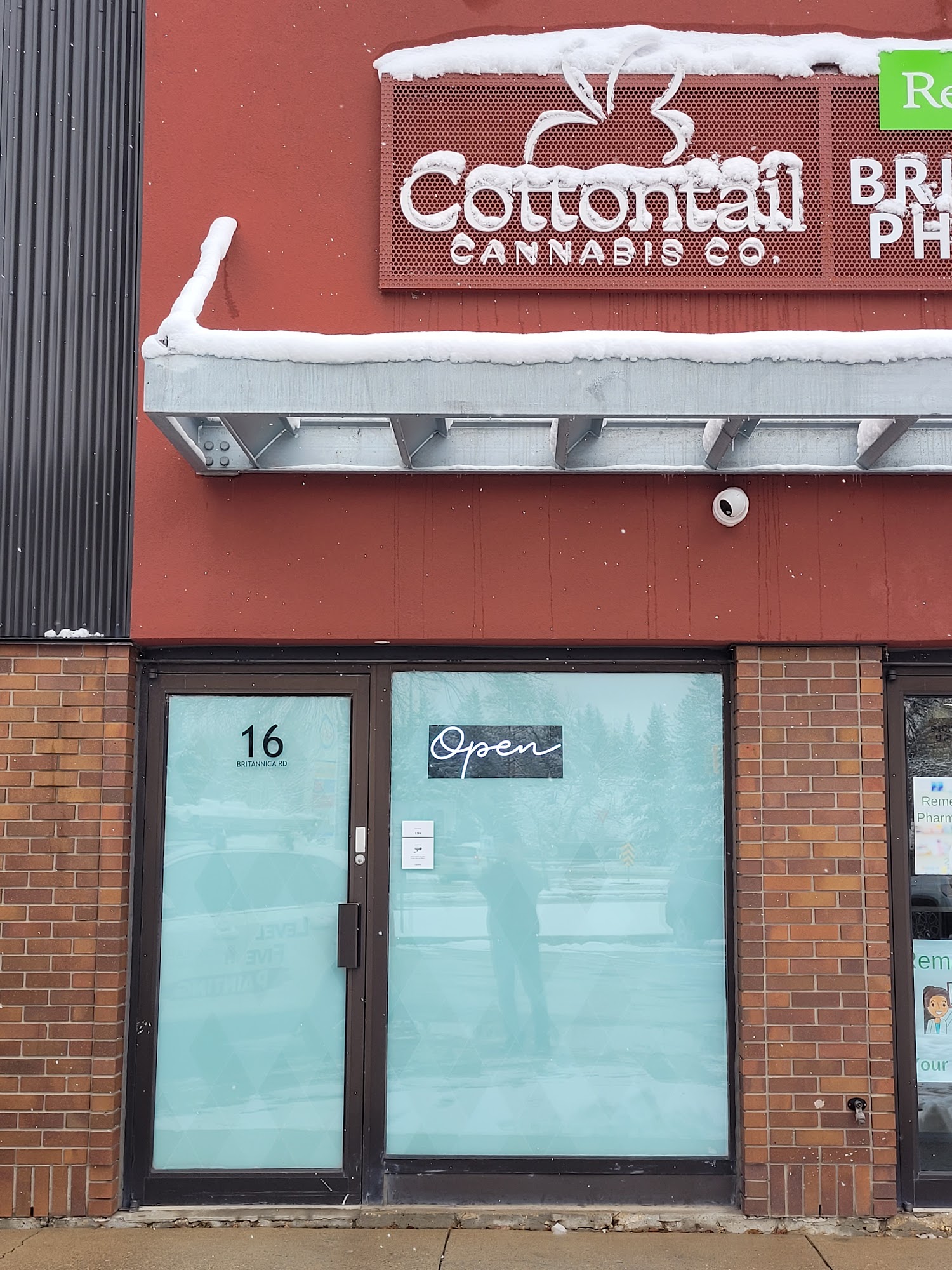 Cottontail Cannabis Company Winnipeg