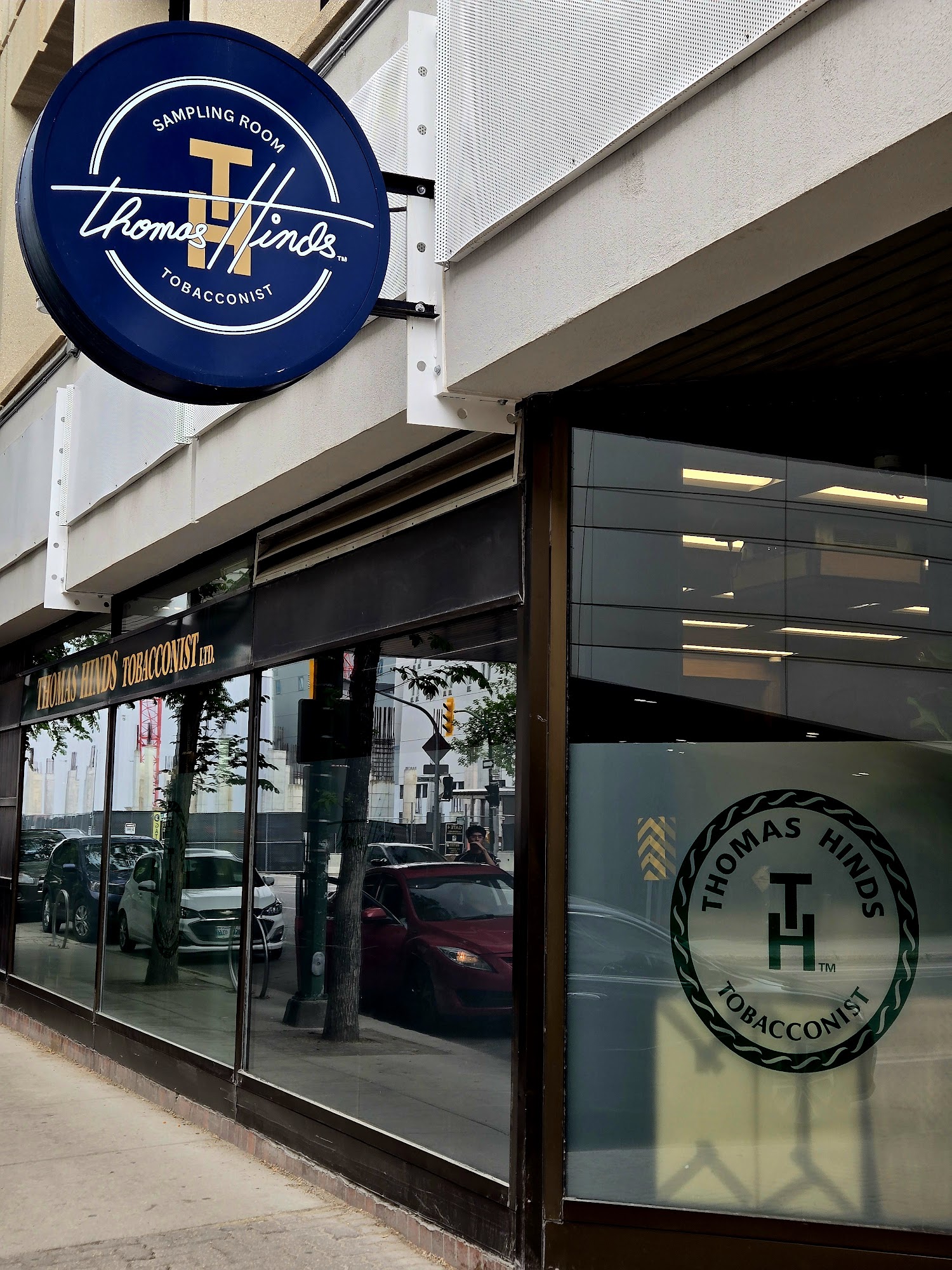 Thomas Hinds Tobacconist Winnipeg