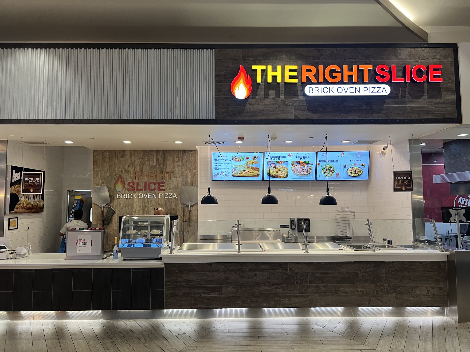 The Right Slice 2002 Annapolis Mall Rd, Annapolis, MD 21401