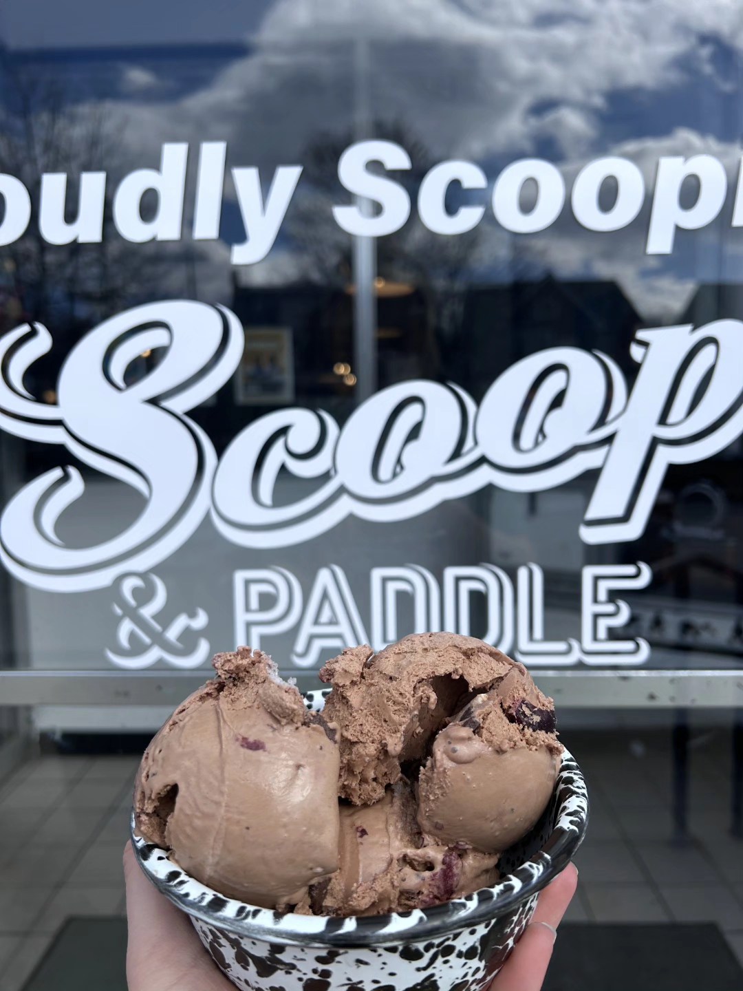 Scoop and Paddle