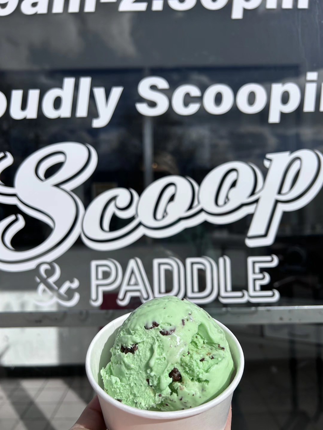 Scoop and Paddle