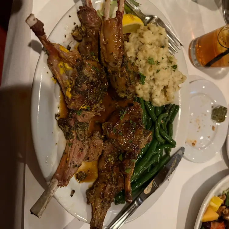 Photo credit: opentable