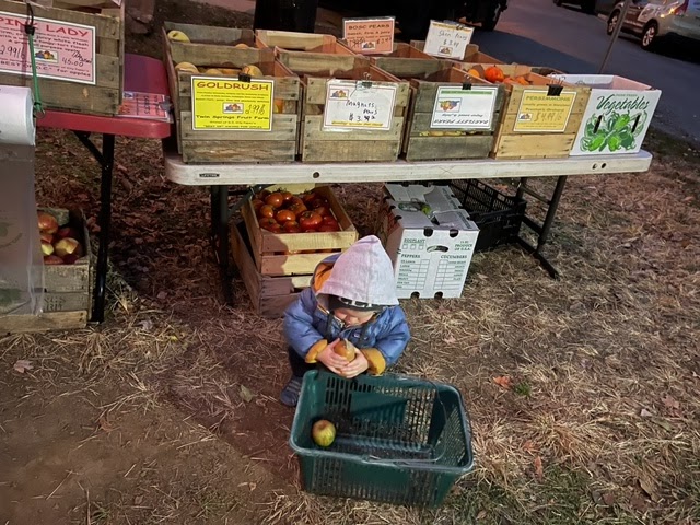 Brookmont Farm Market Bethesda