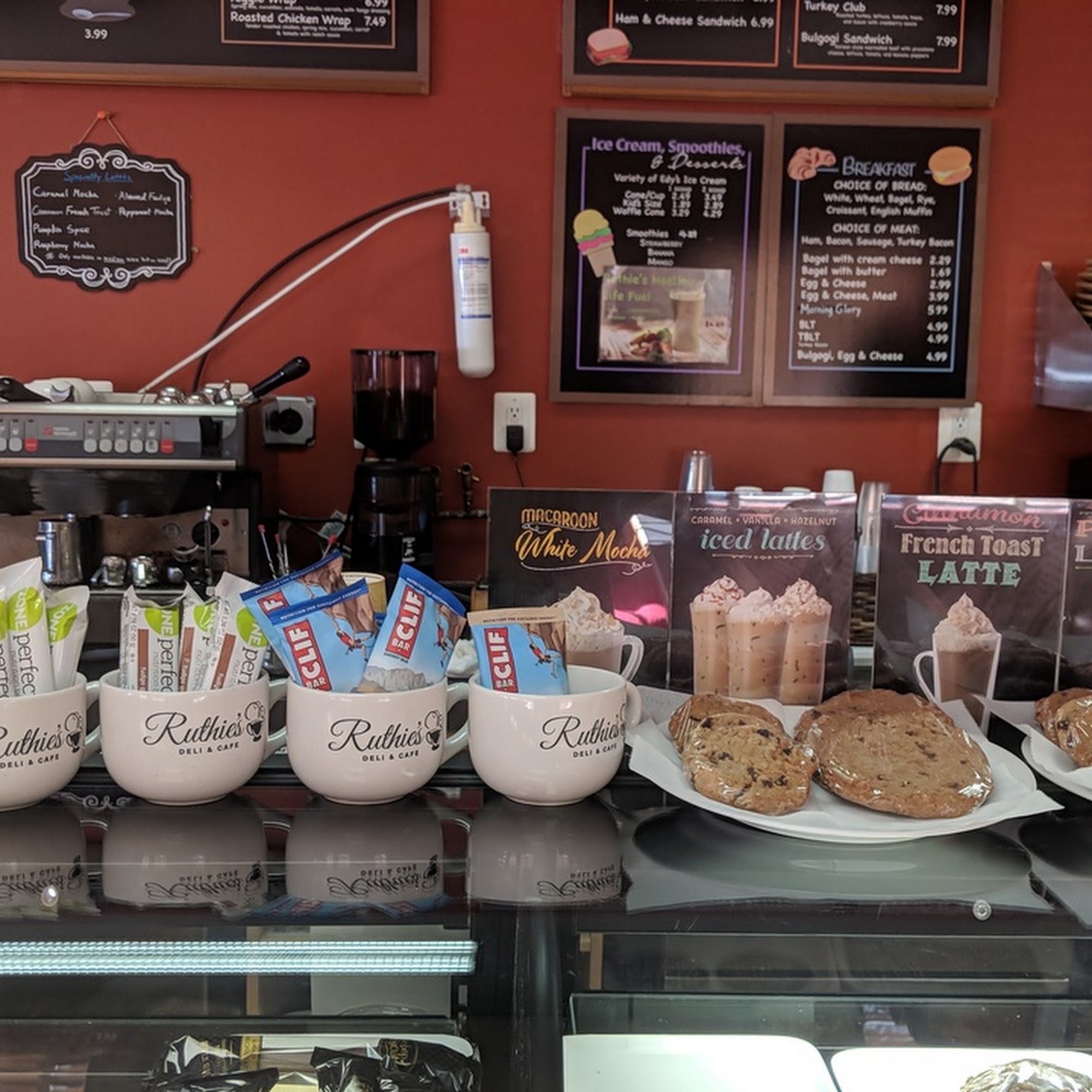 Jinnie's Cafe and Deli Clarksville