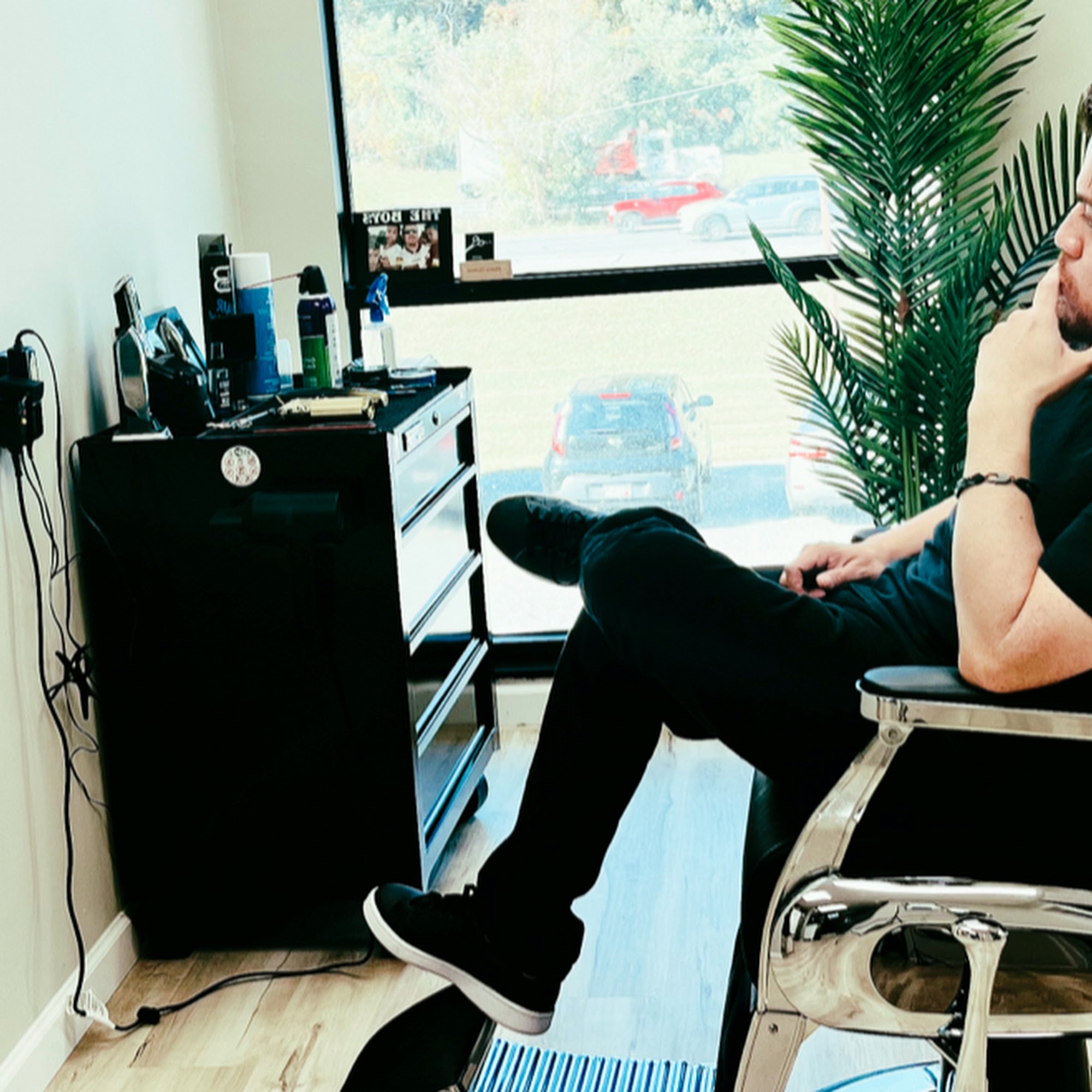 Hans the Barber full- service Barbershop 2411 Crofton Ln Suite 17B, Crofton Maryland 21114