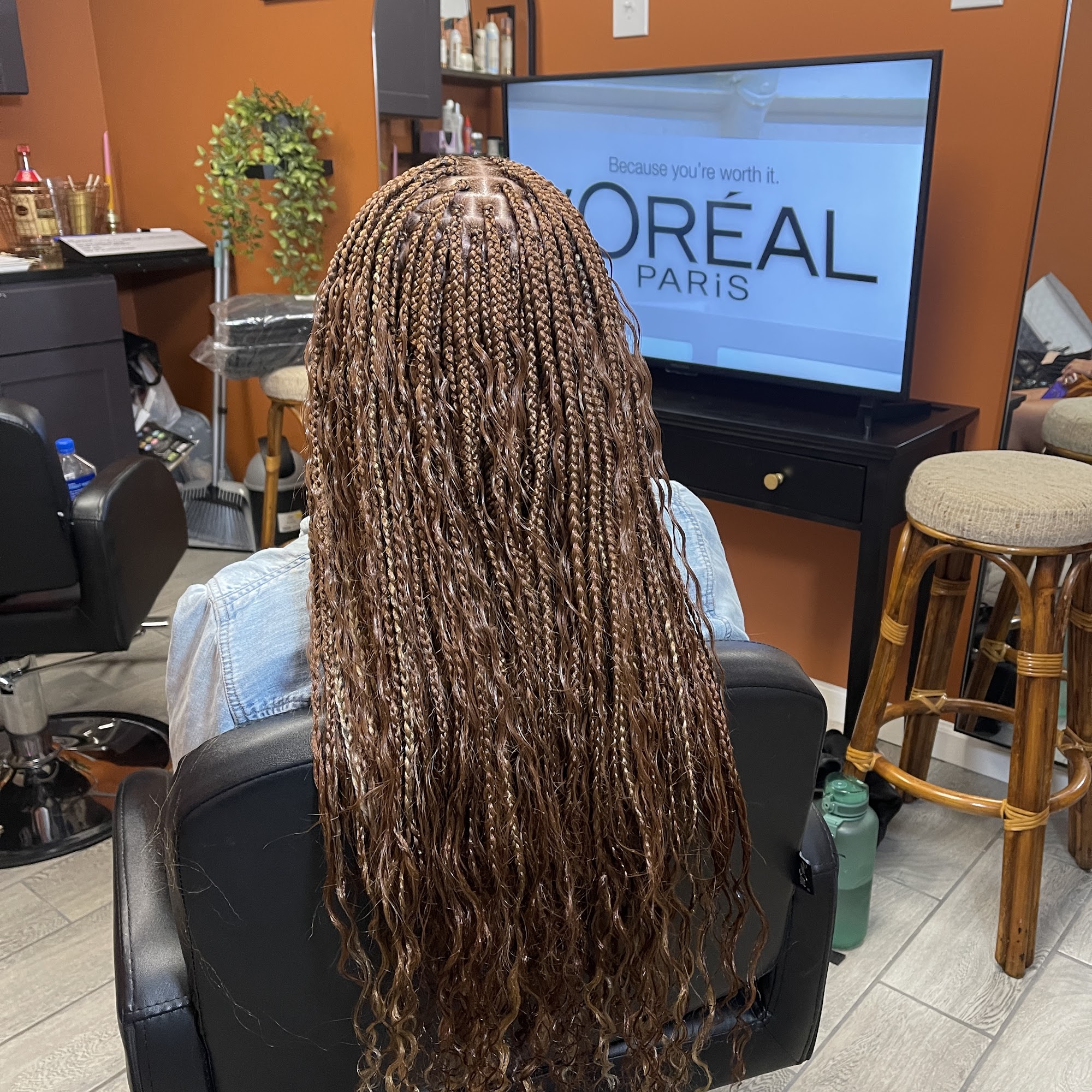 Ashtrologic Hair 5910 Frederick Crossing Ln Studio 4, Frederick Maryland 21704