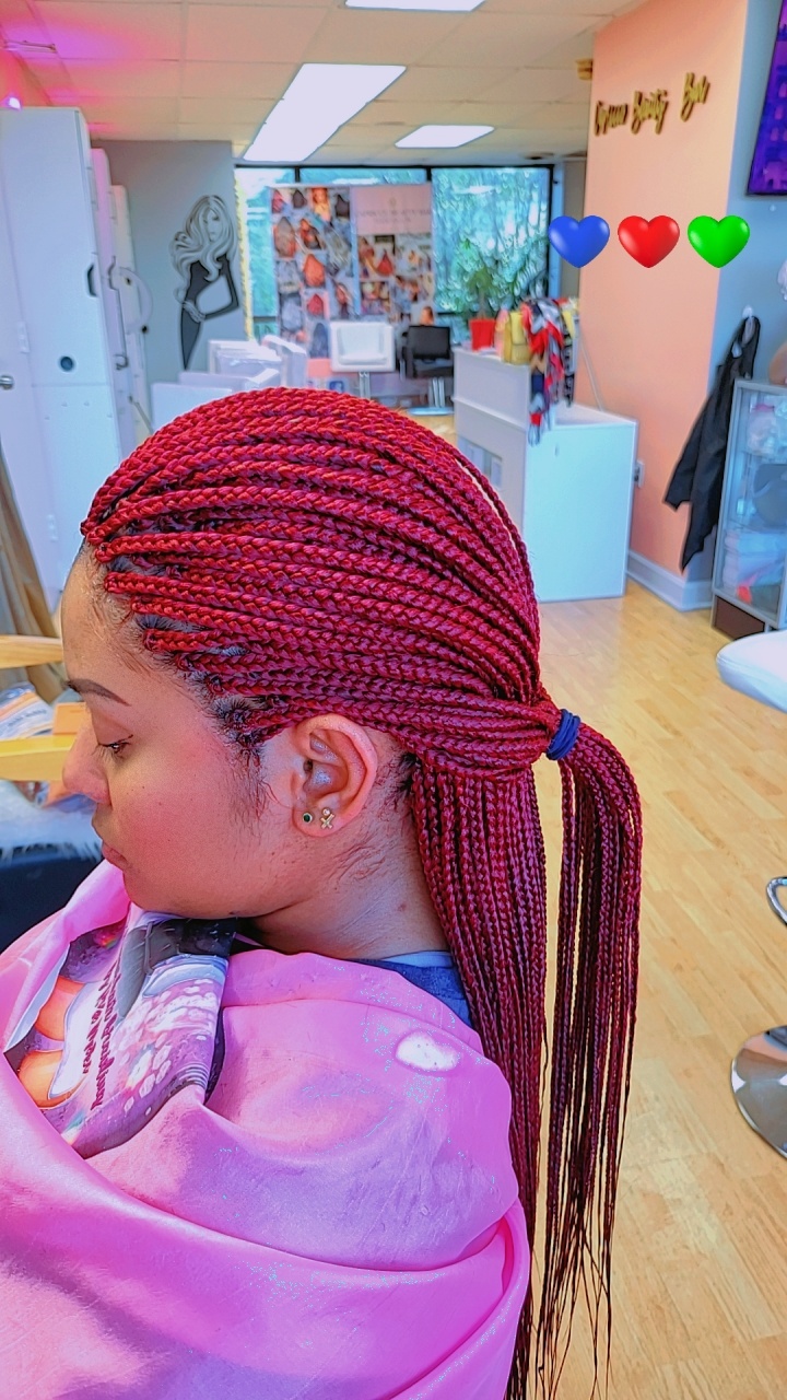 African hair braiding salon vous et nous 4 Professional Dr STE 142, Gaithersburg Maryland 20879