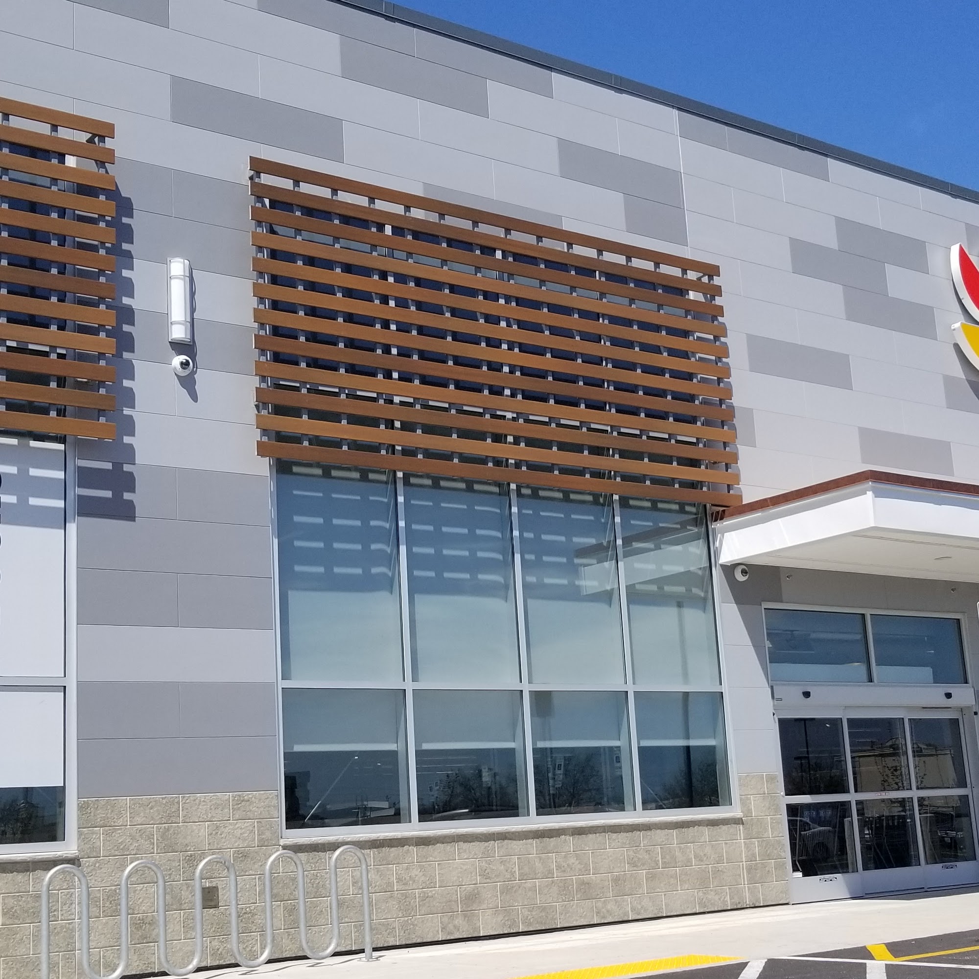 Giant-Starbucks Glen Burnie