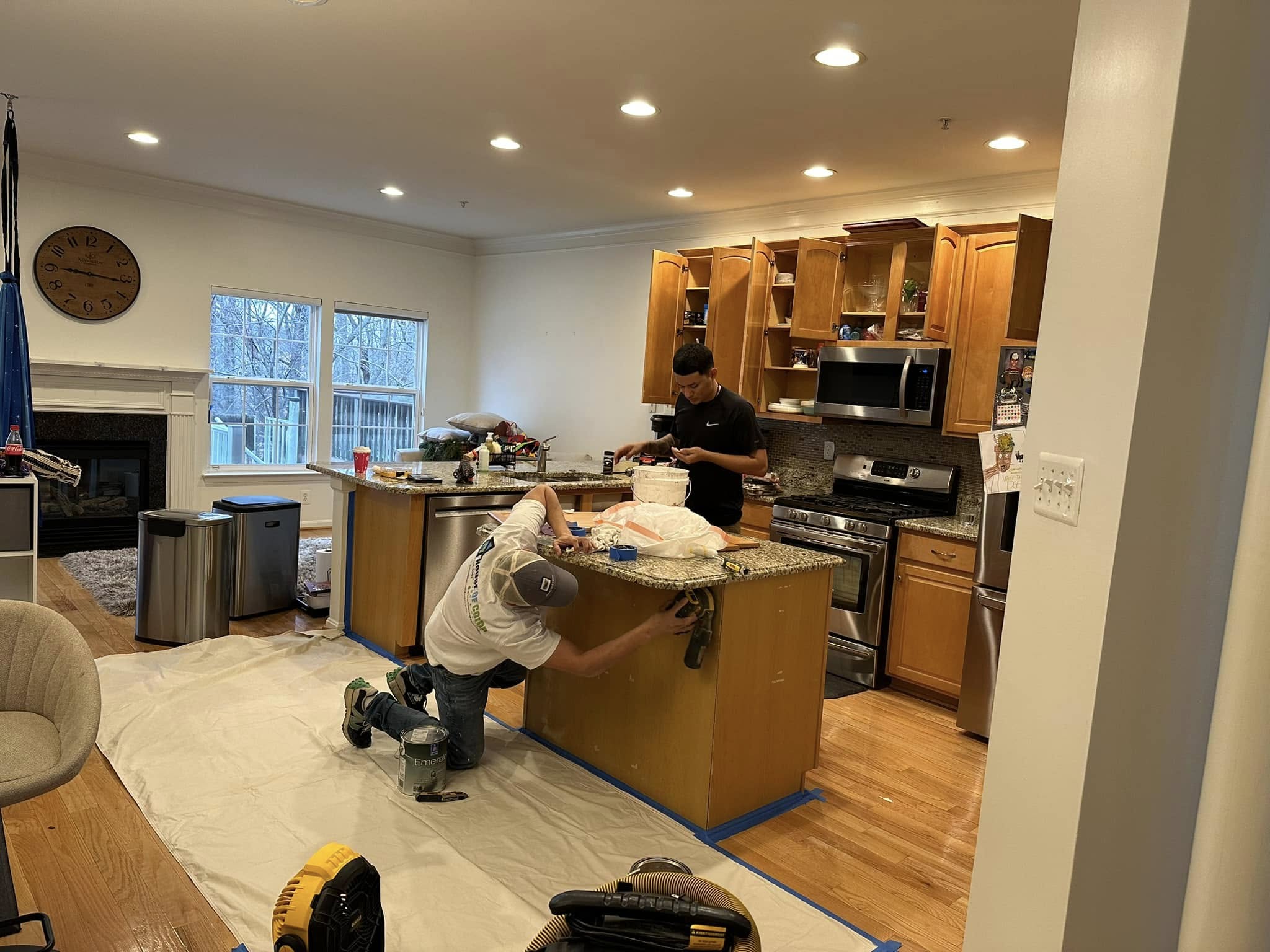 Mr Brush Painting & Handyman Services