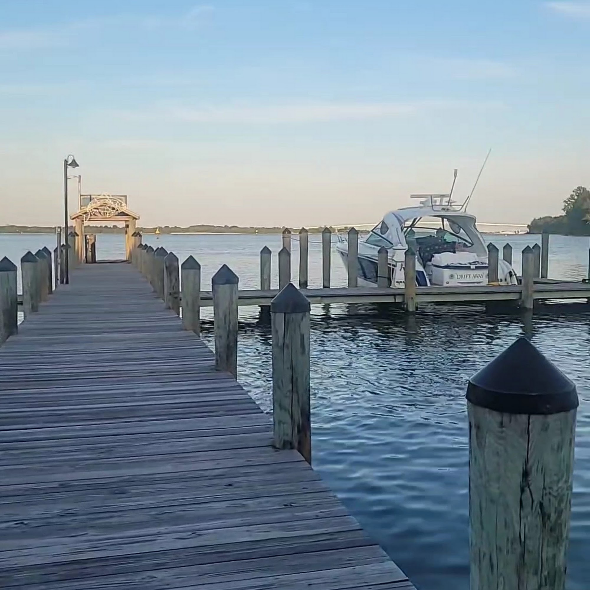 Clarke's Landing Restaurant Hollywood