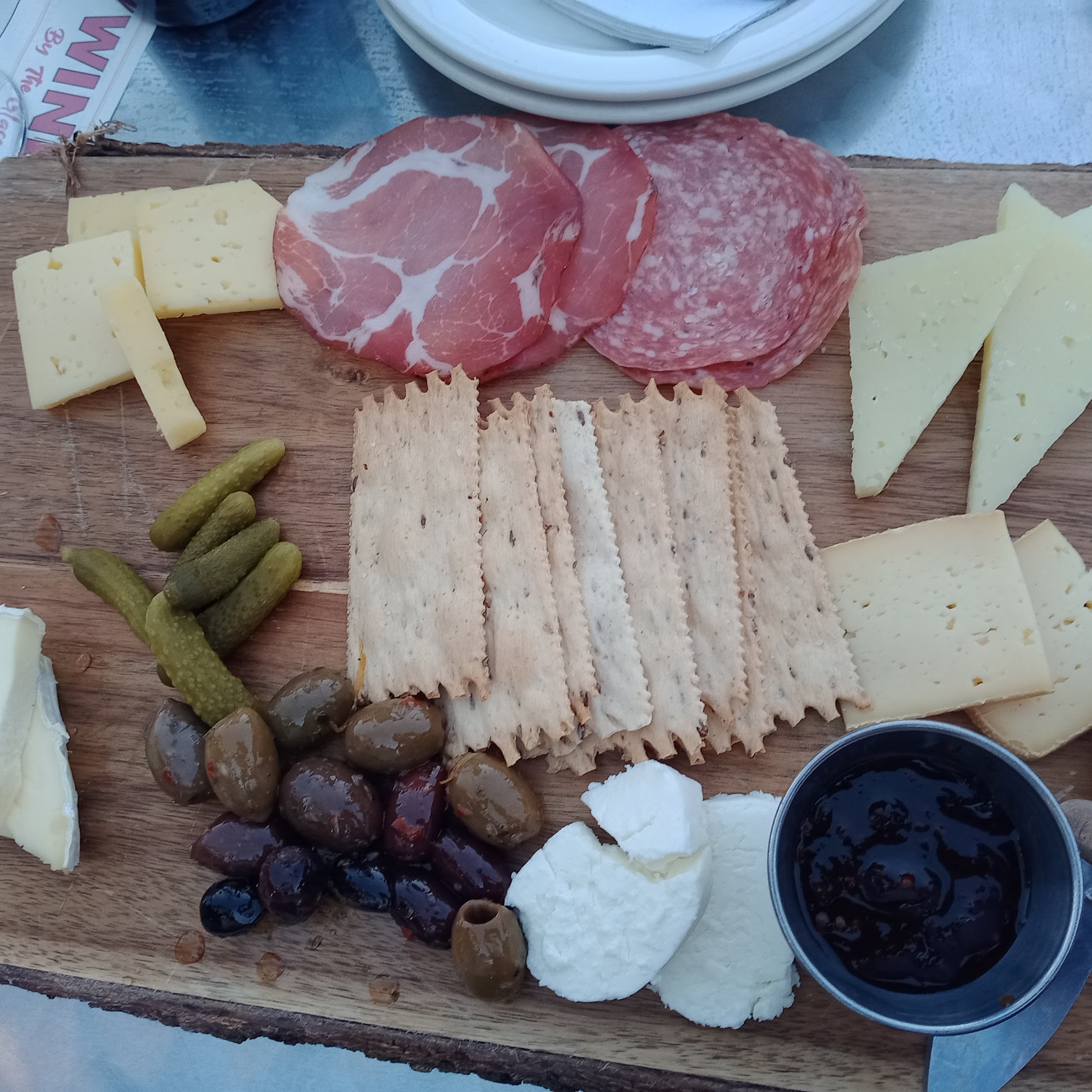 Knowles Station Wine & Co Kensington