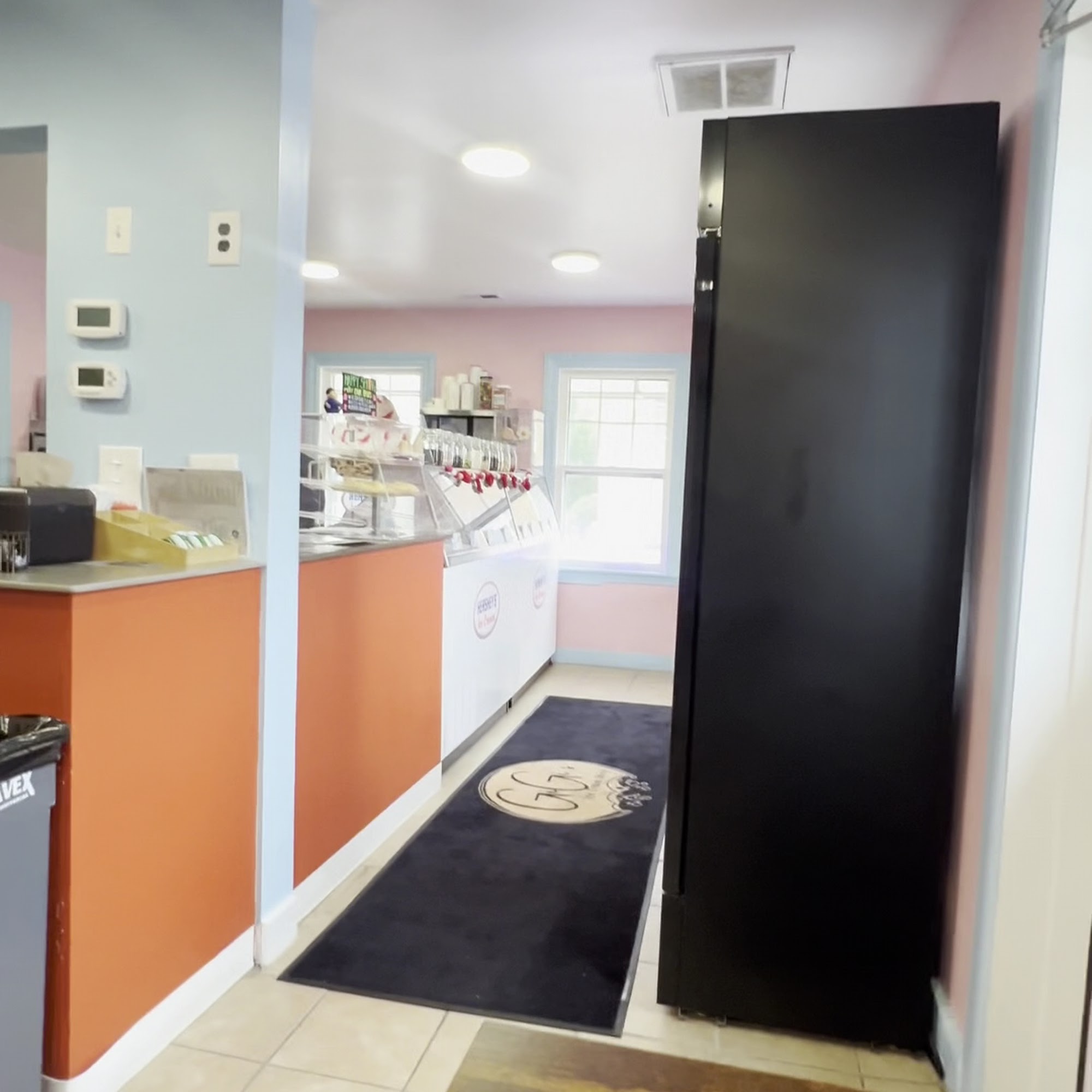 GiGi’S ICE CREAM & CAFE Laurel
